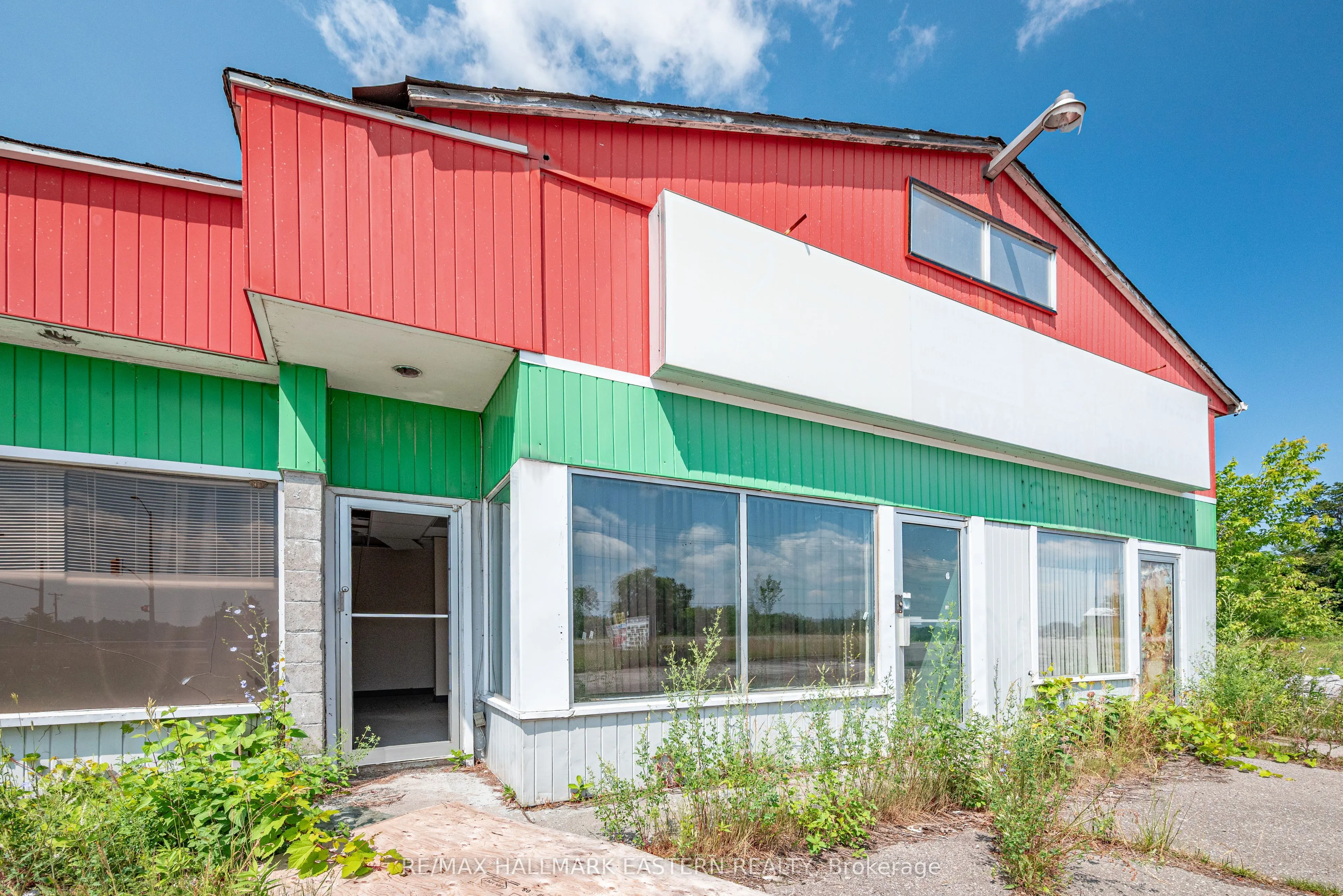 1195 Durham Road 12