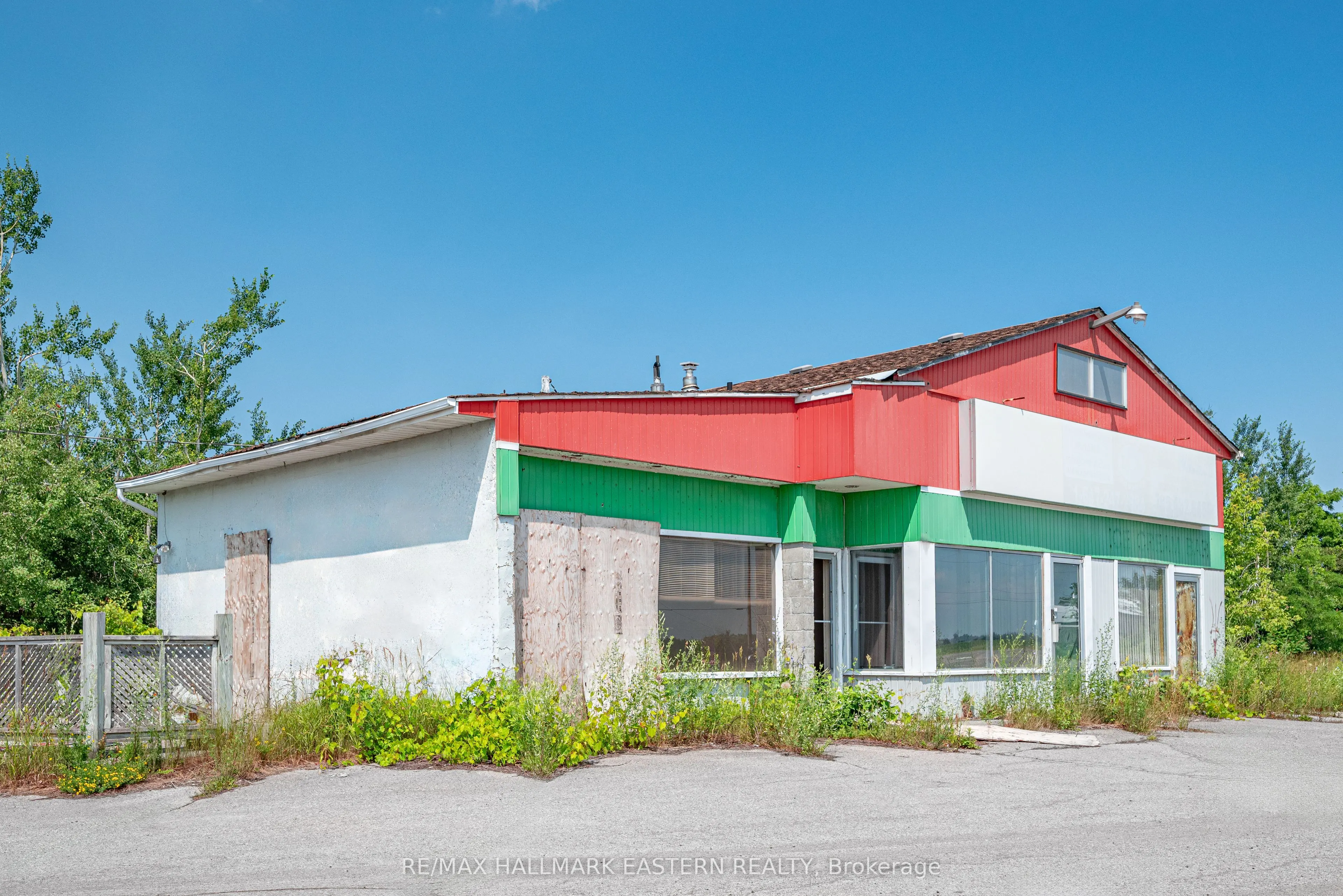 1195 Durham Road 12