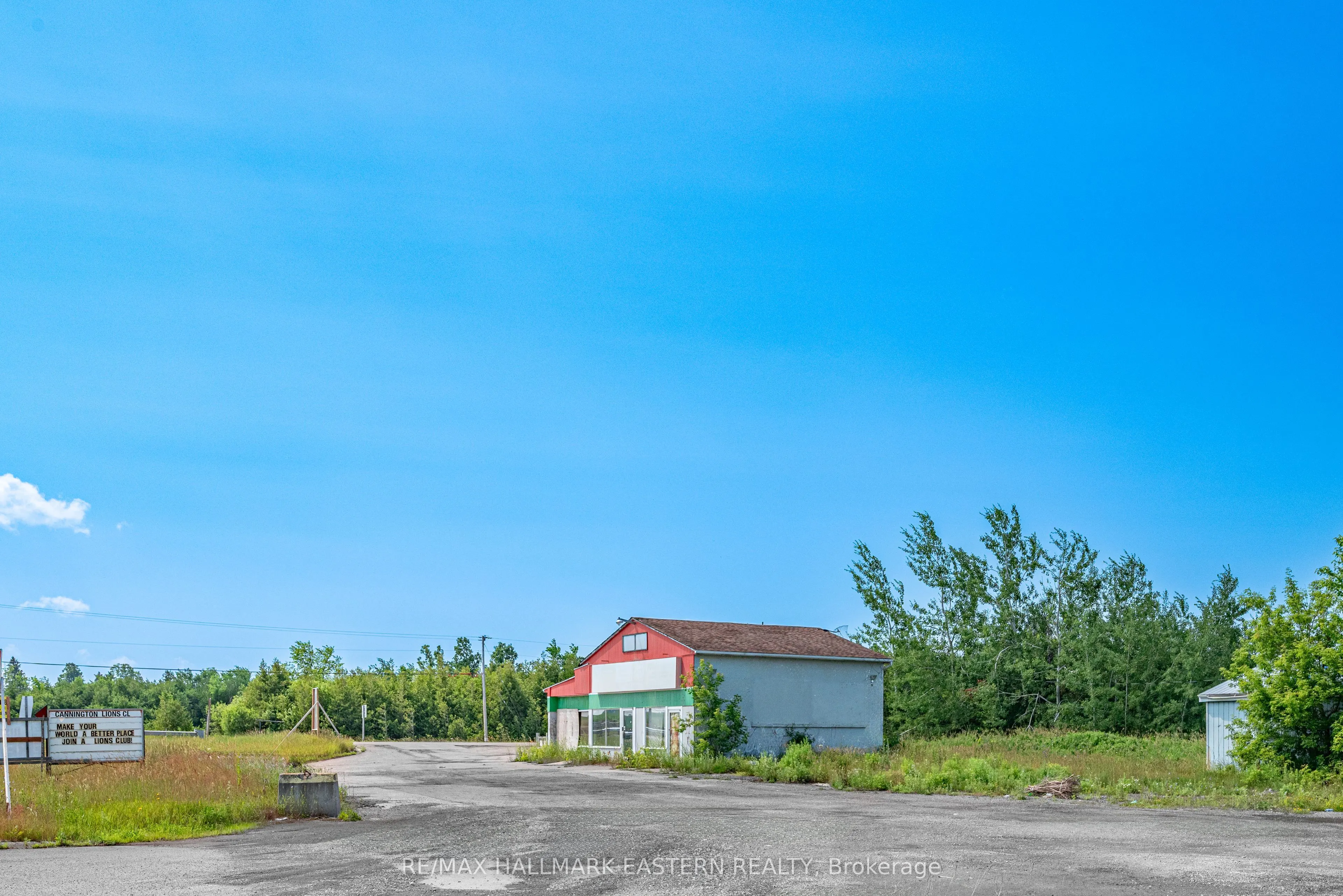 1195 Durham Road 12