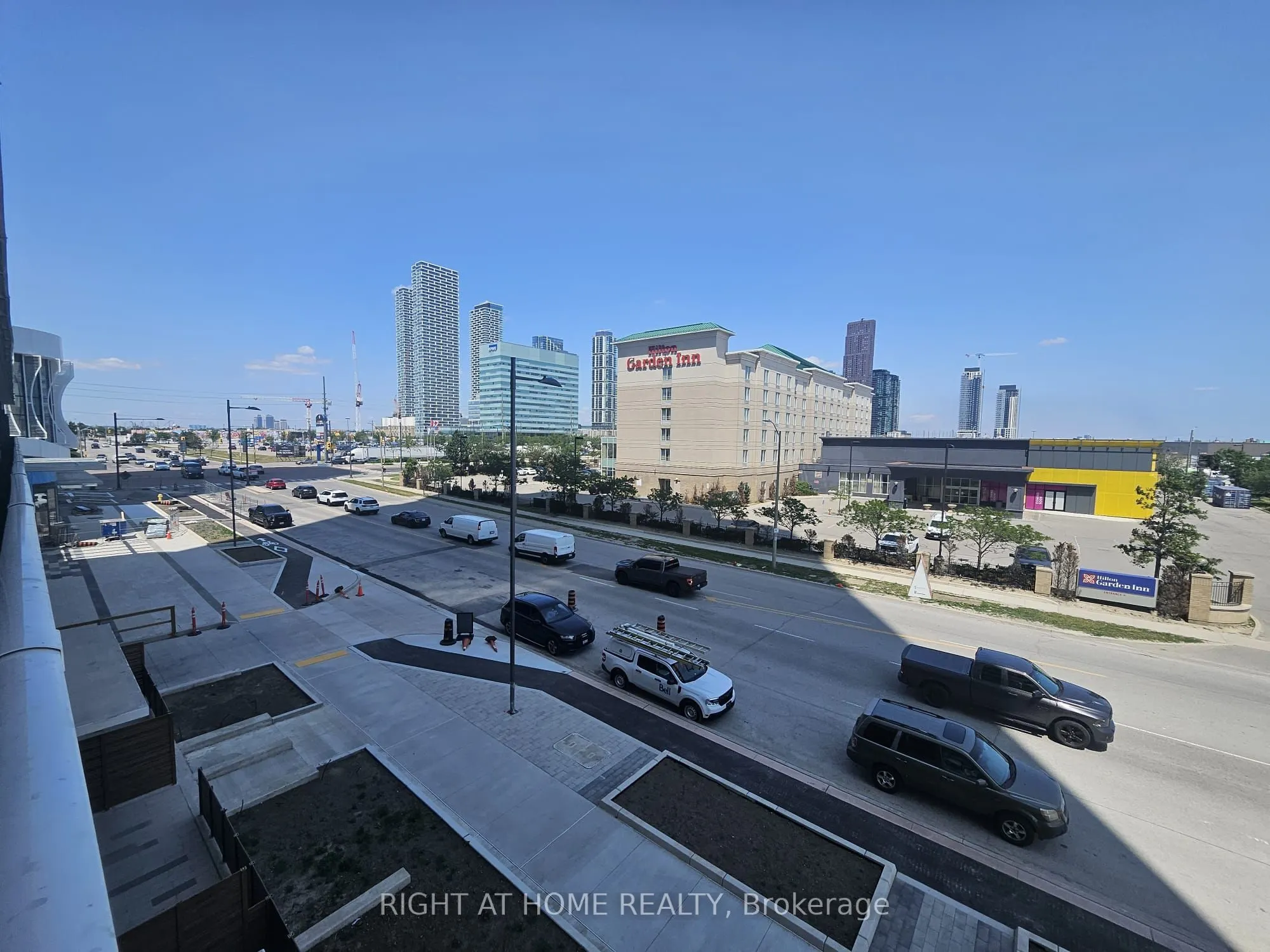 28 Interchange Way, #316