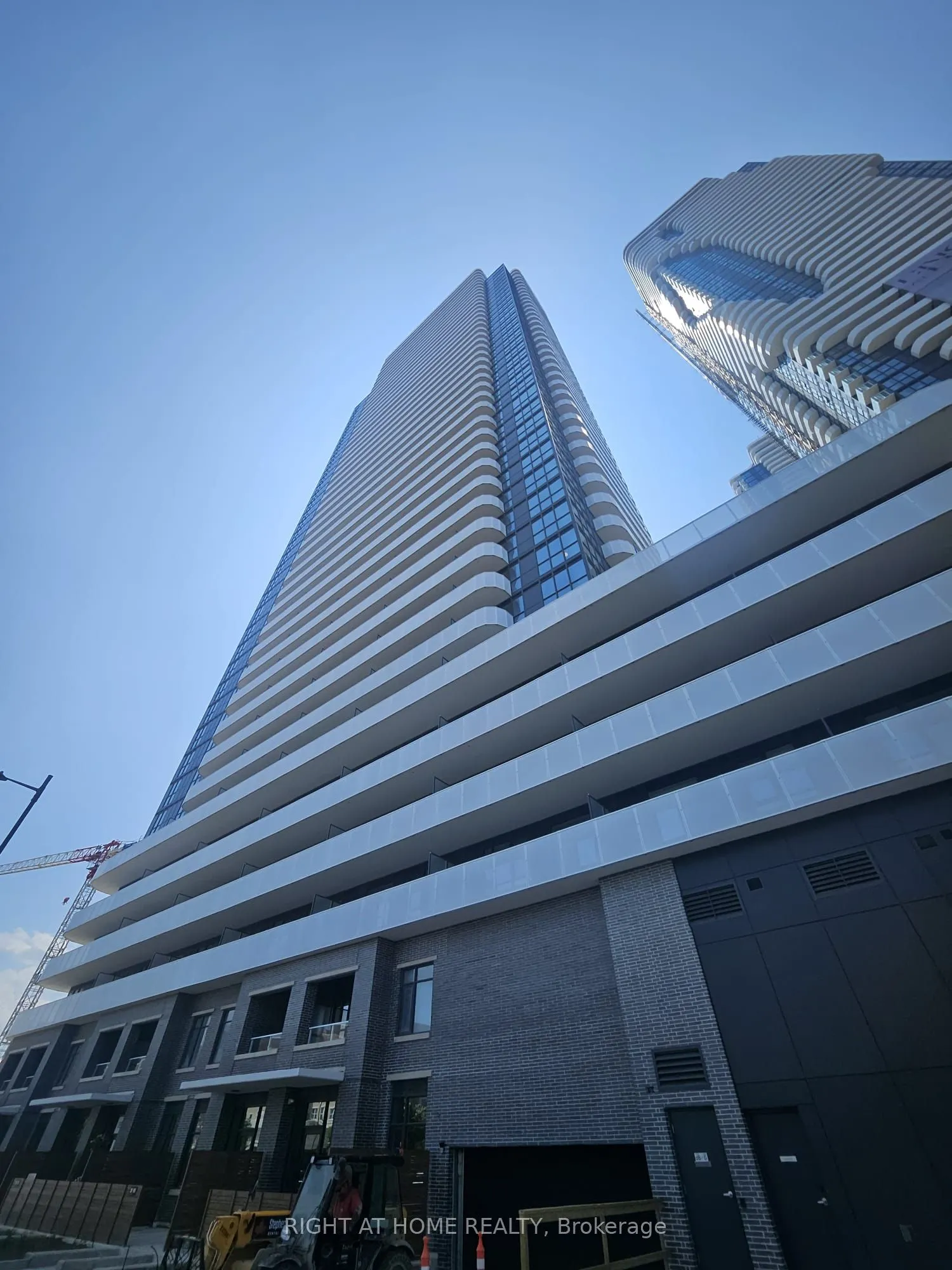 28 Interchange Way, #316
