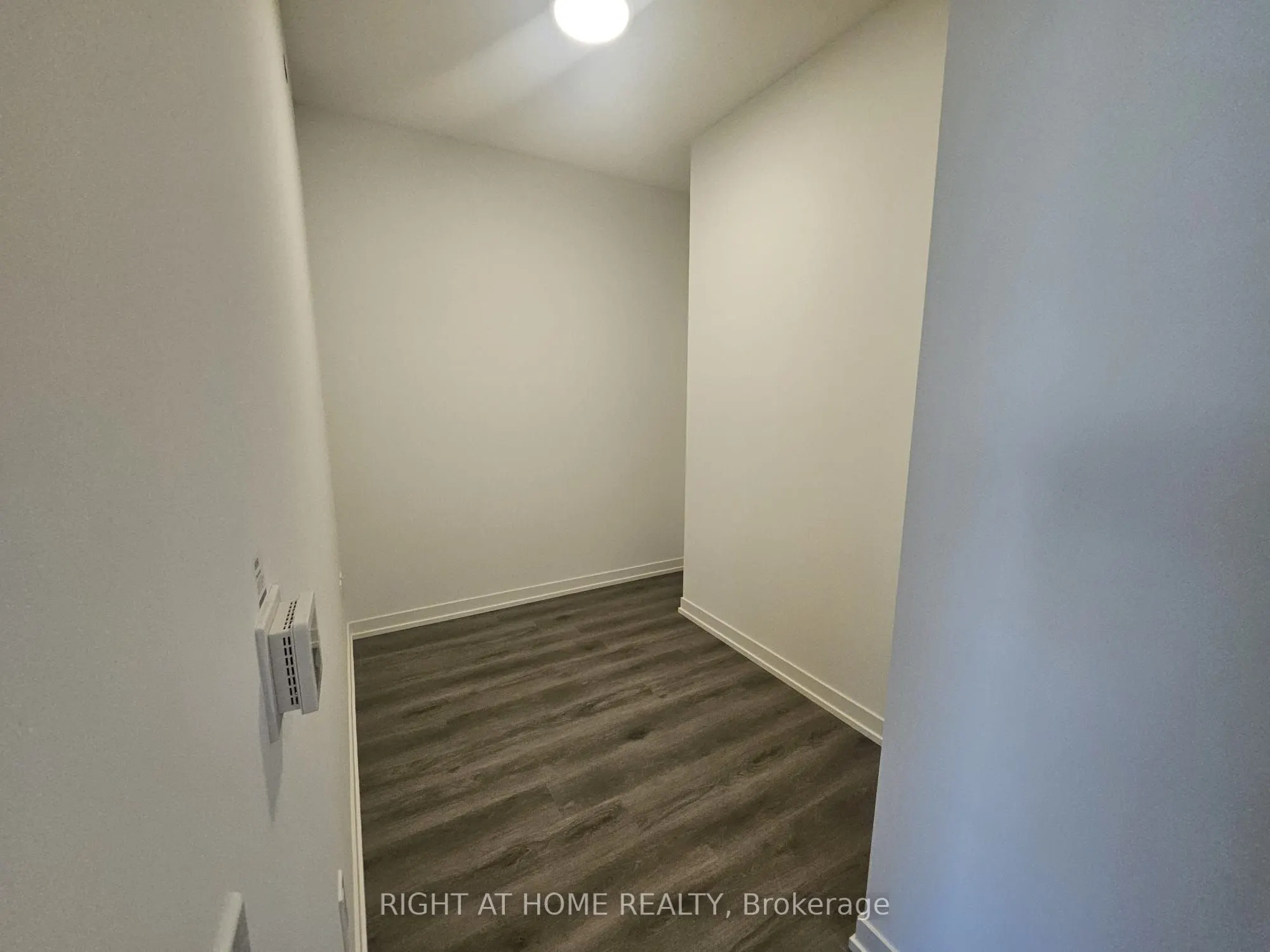 28 Interchange Way, #316