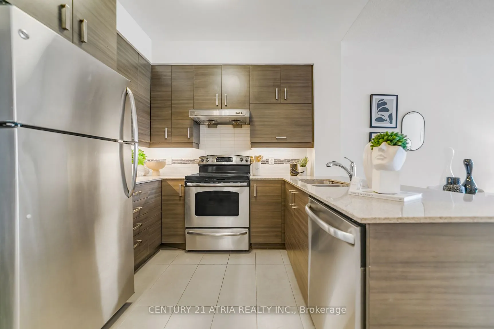8228 Birchmount Road, #307