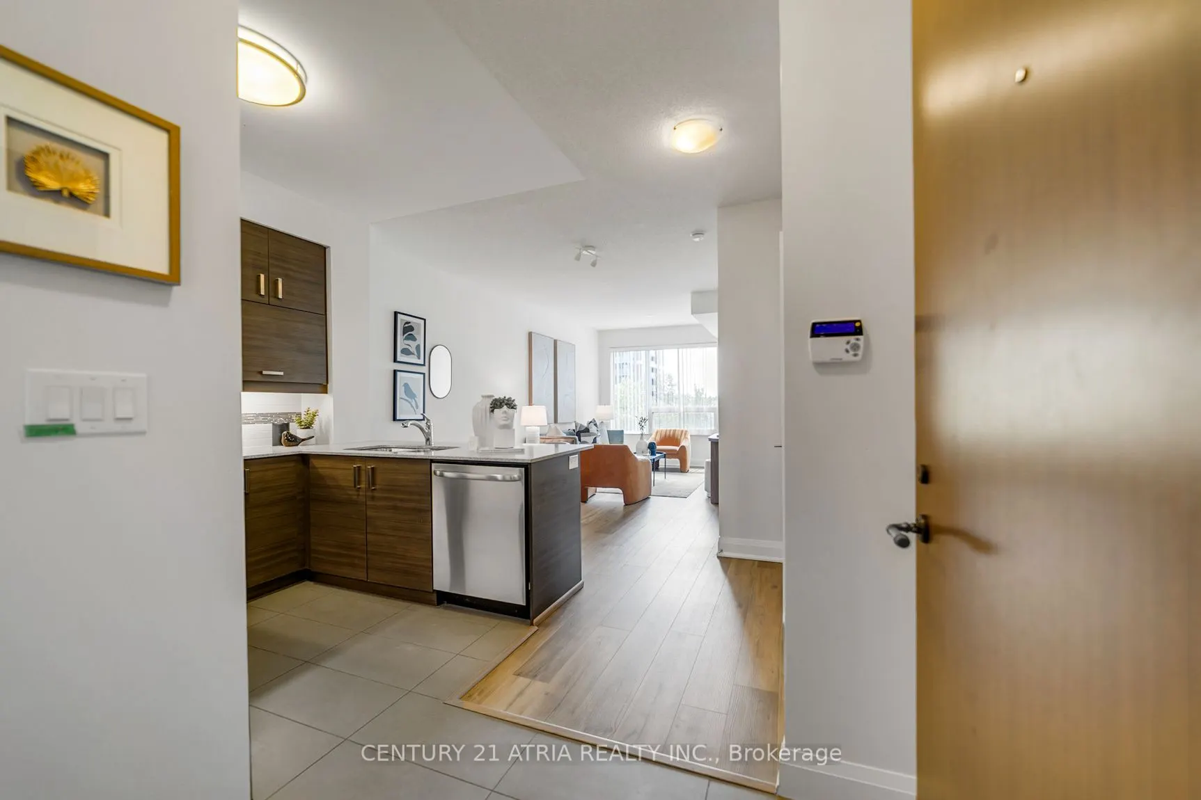 8228 Birchmount Road, #307