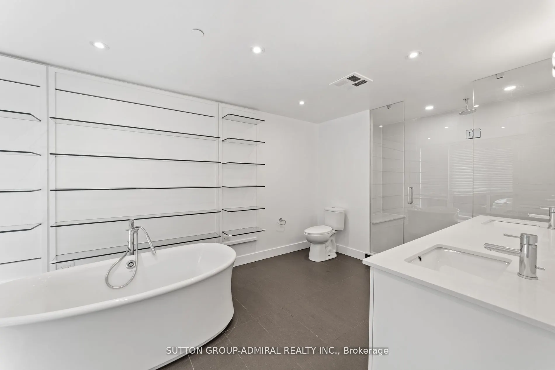 7608 Yonge Street, #514