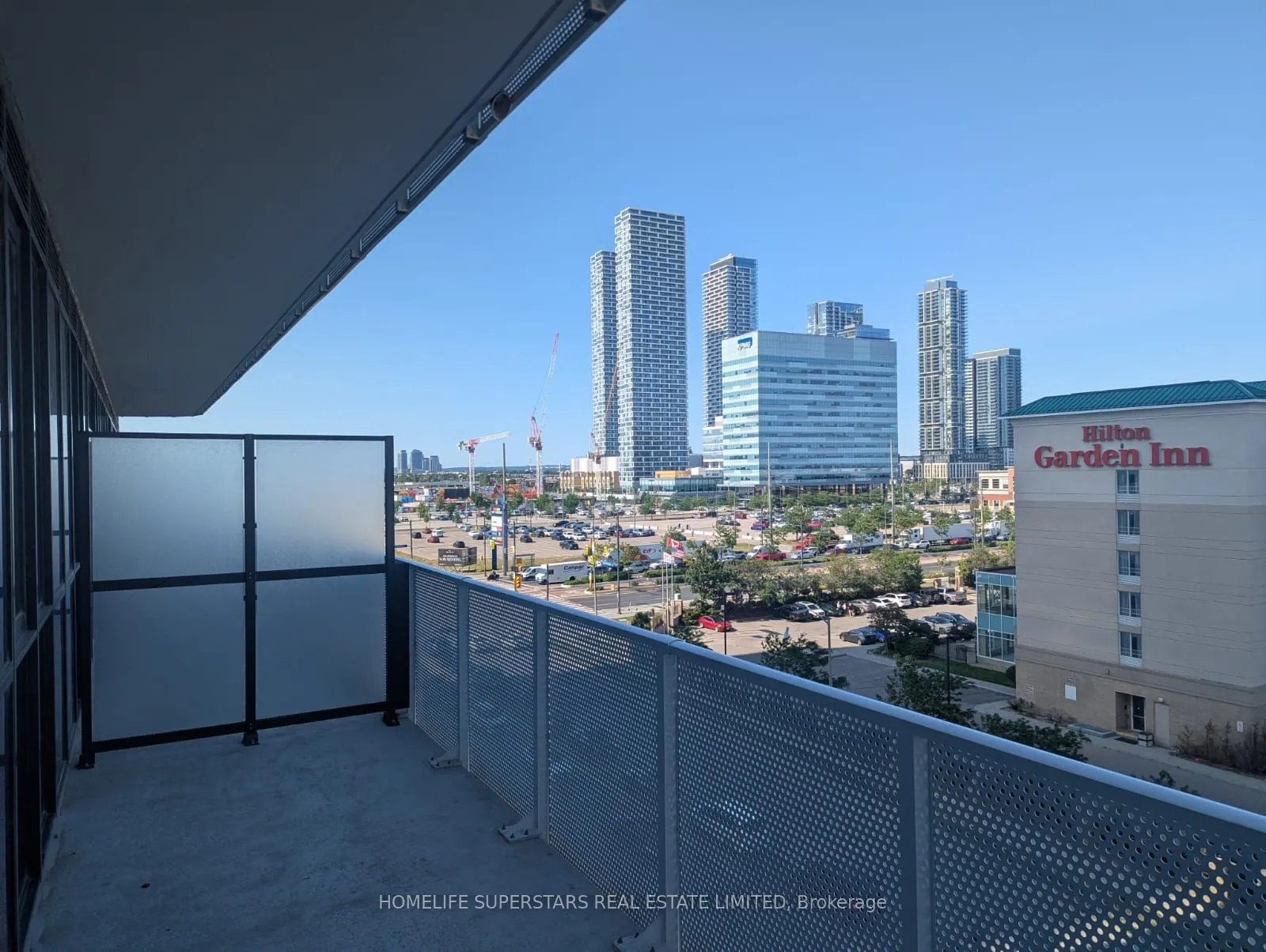 28 Interchange Way, #708