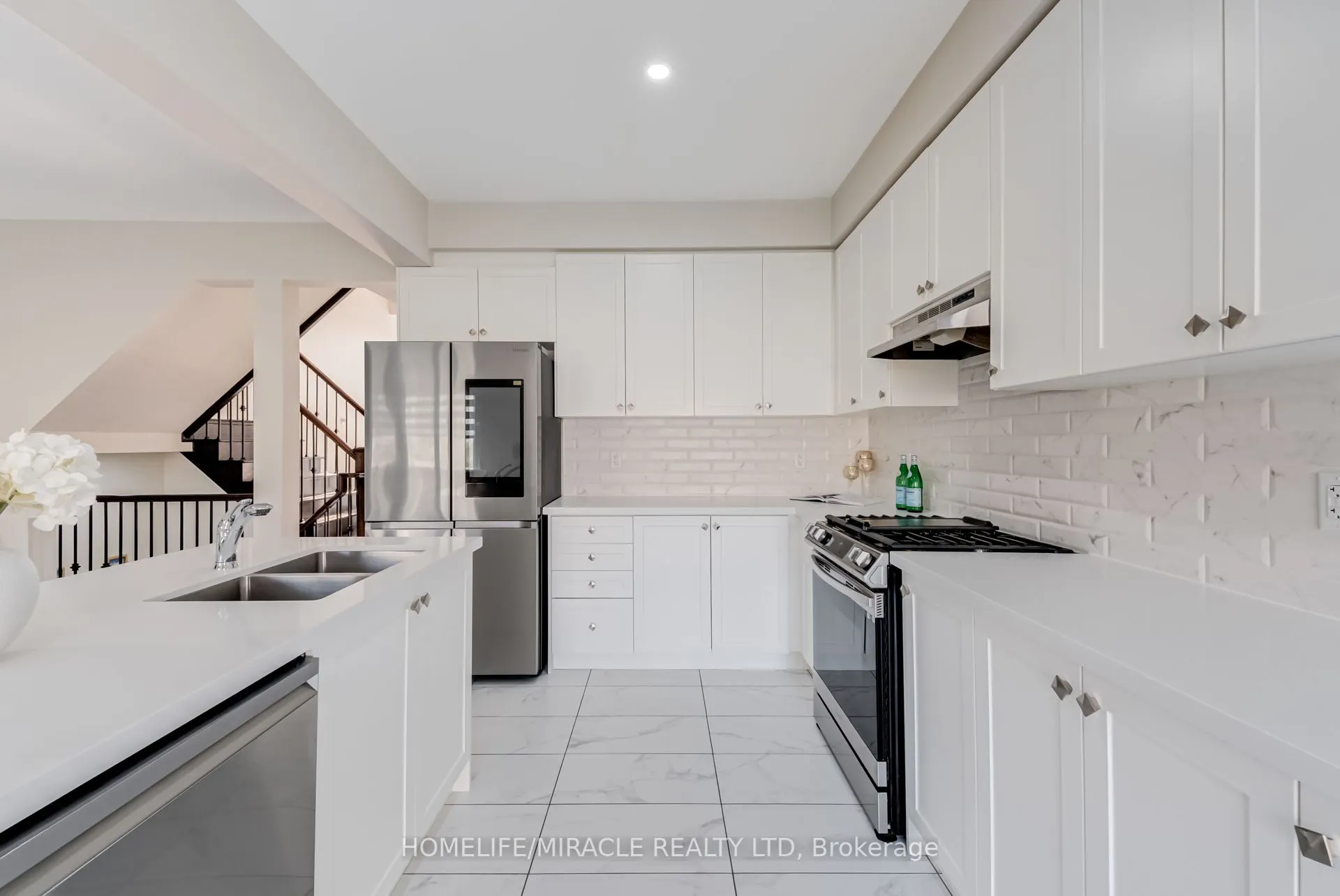 121 Kennedy Boulevard