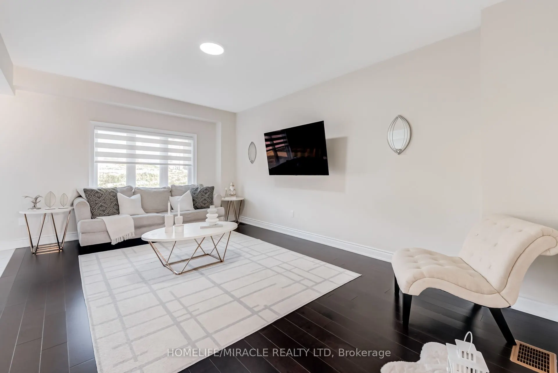 121 Kennedy Boulevard