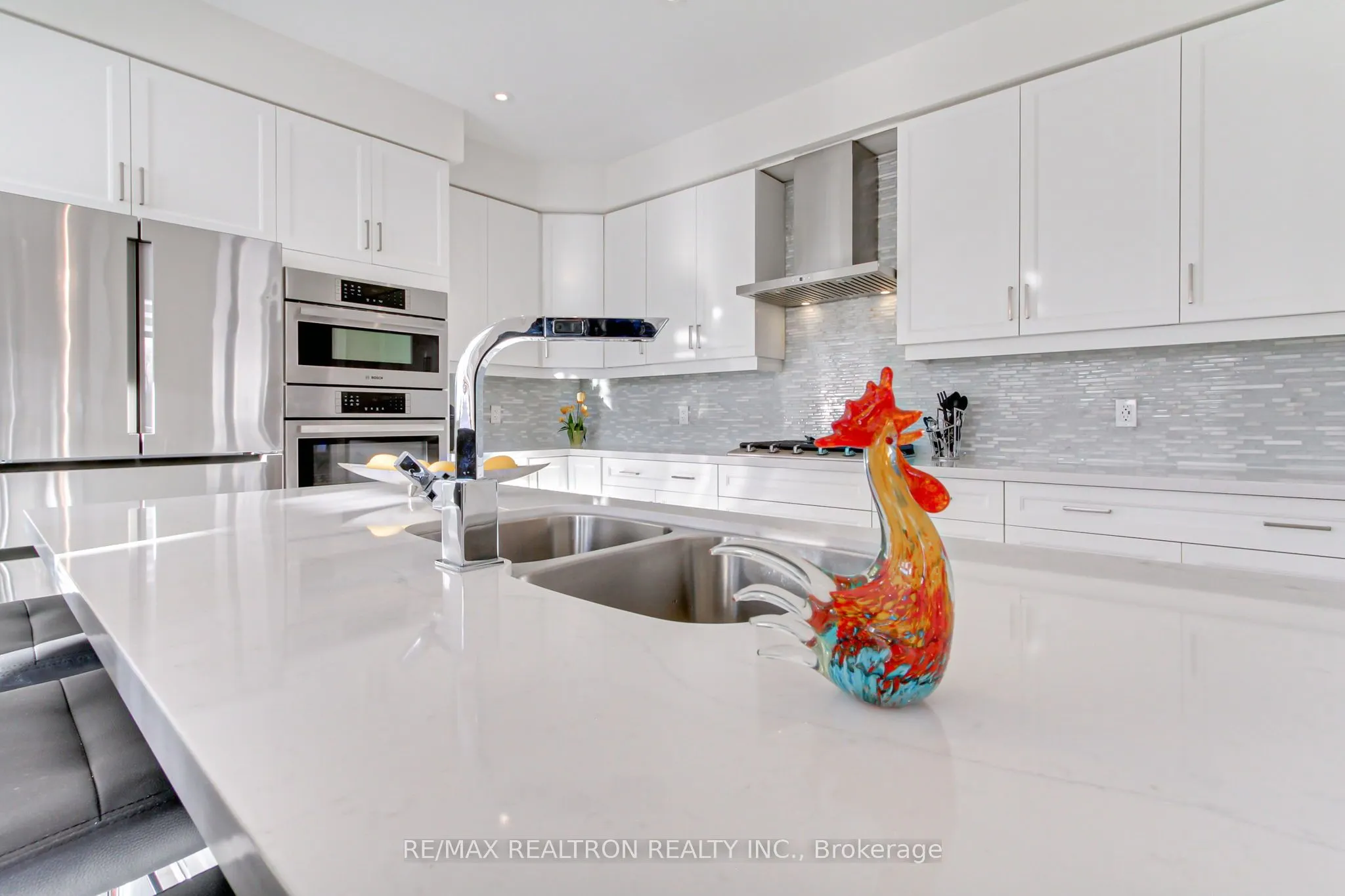 127 Steam Whistle Drive N
