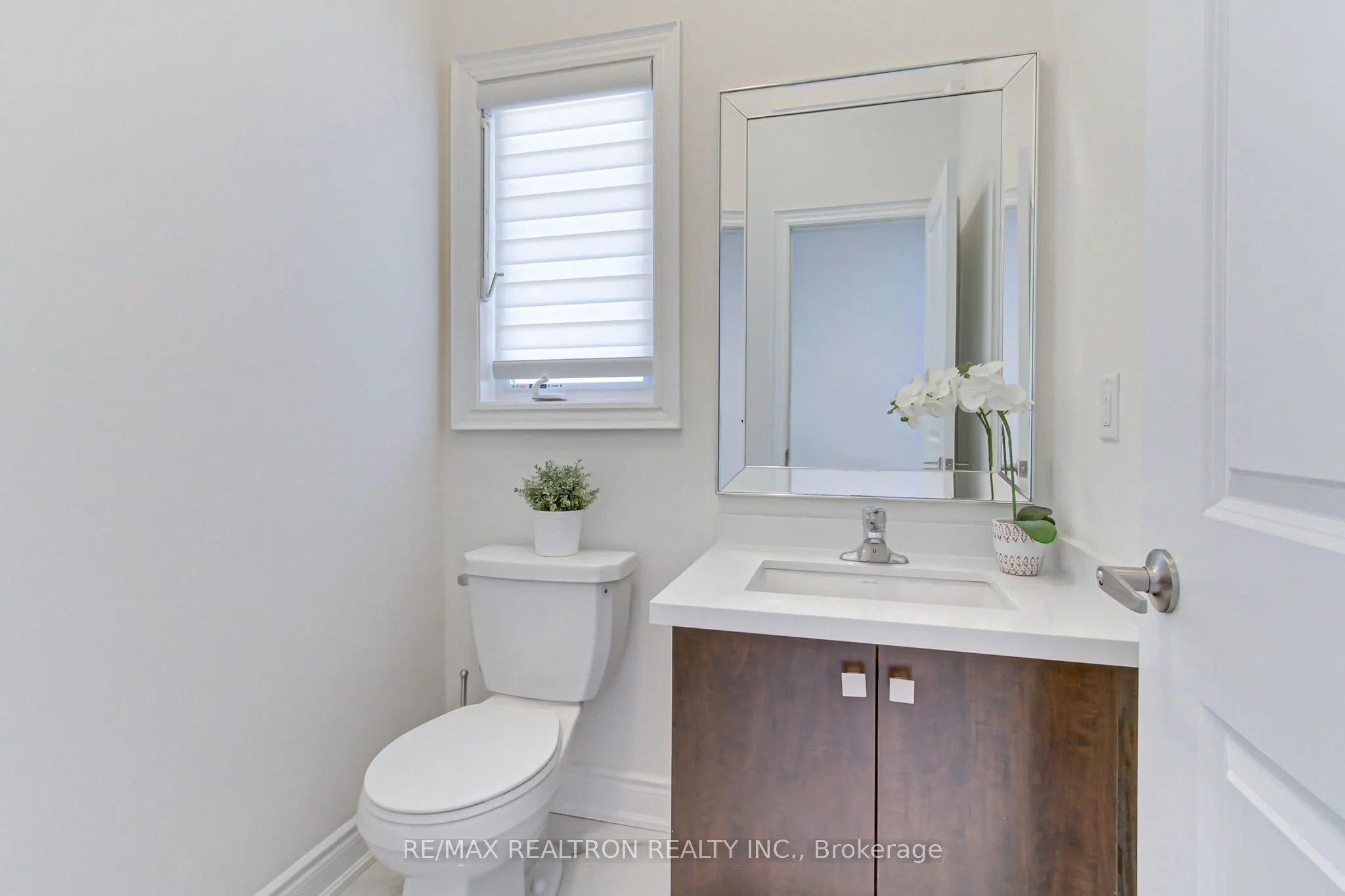 127 Steam Whistle Drive N
