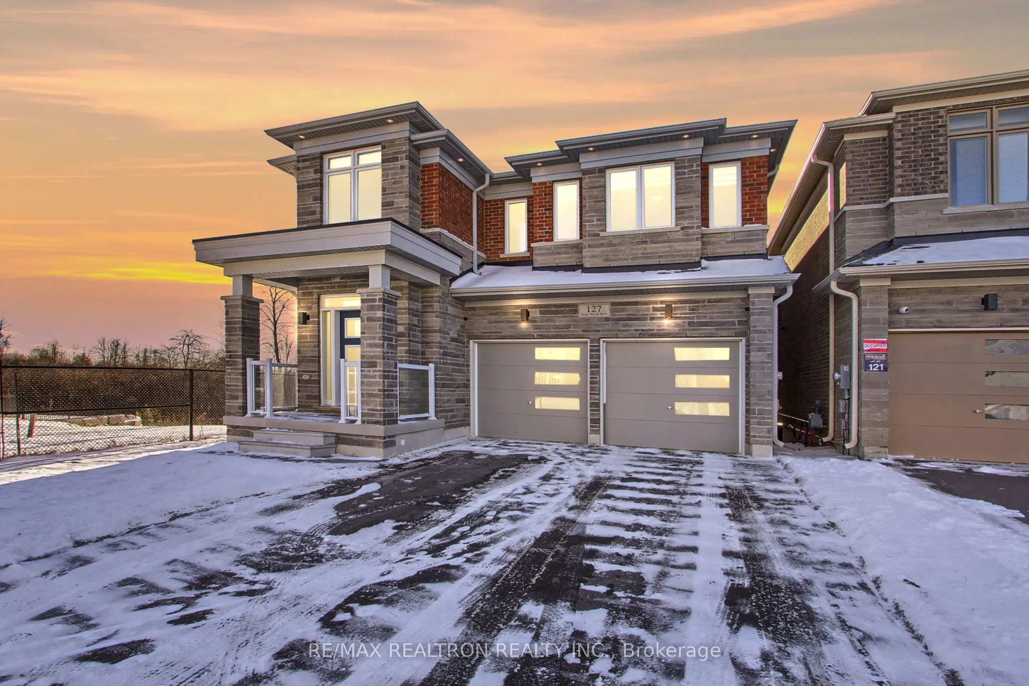 127 Steam Whistle Drive N