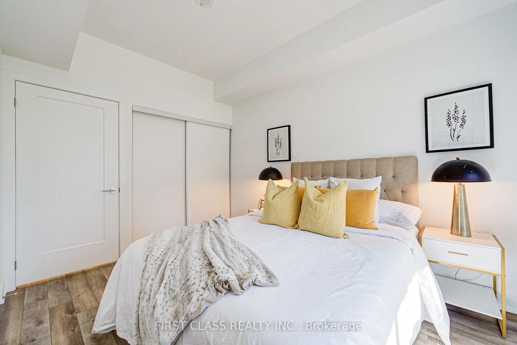 8 Cedarland Drive, #123W