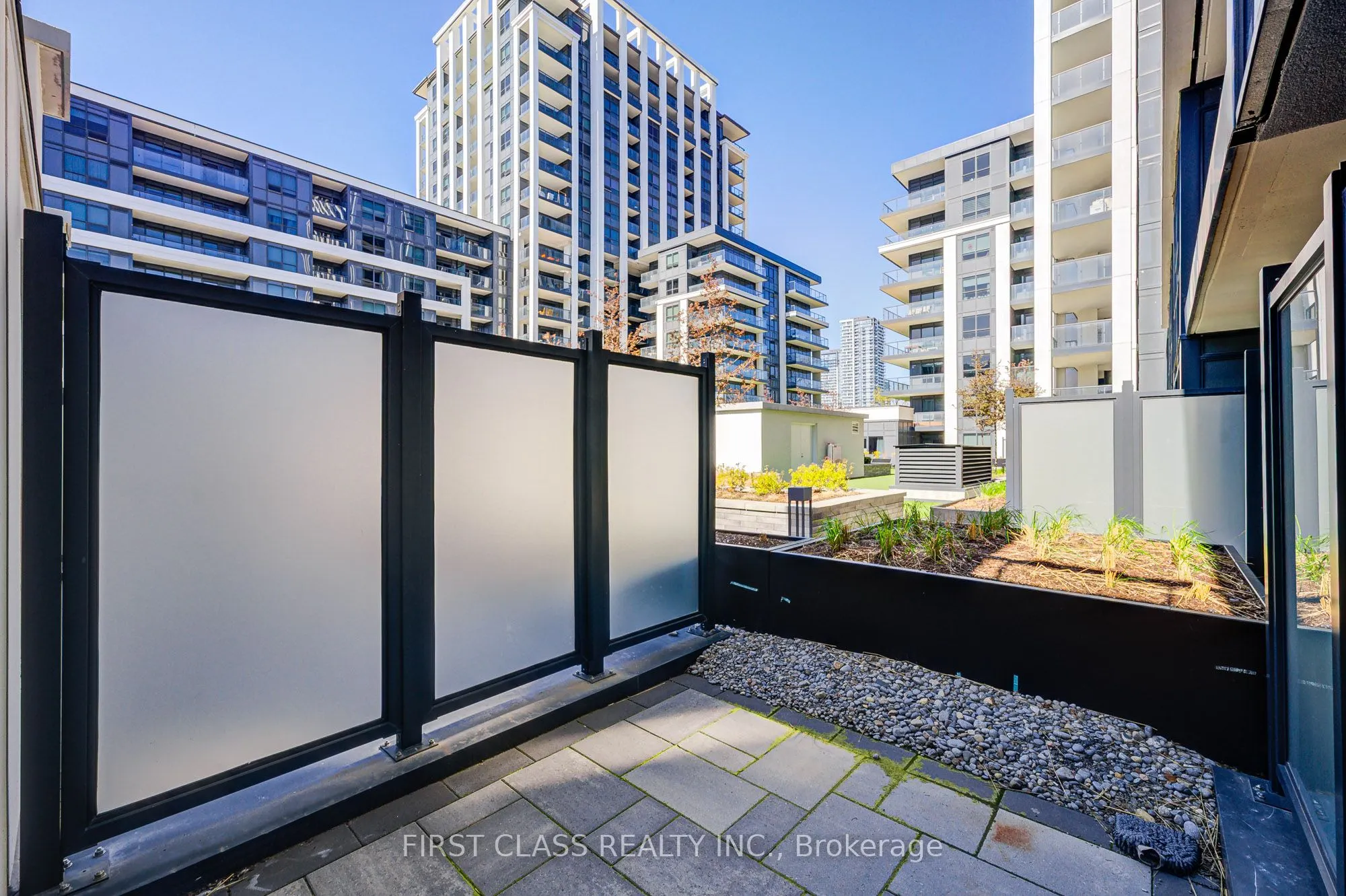 8 Cedarland Drive, #123W