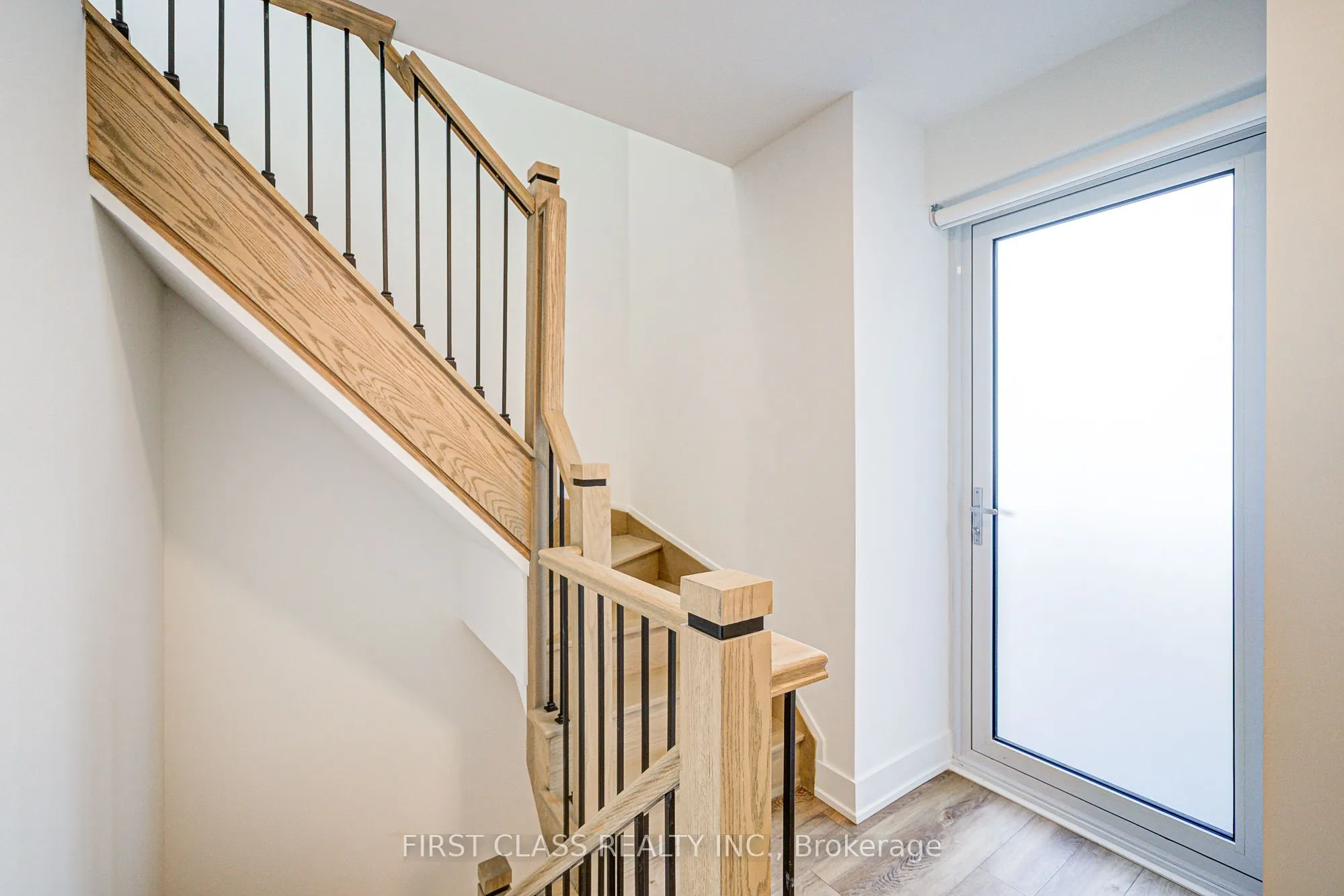 8 Cedarland Drive, #123W
