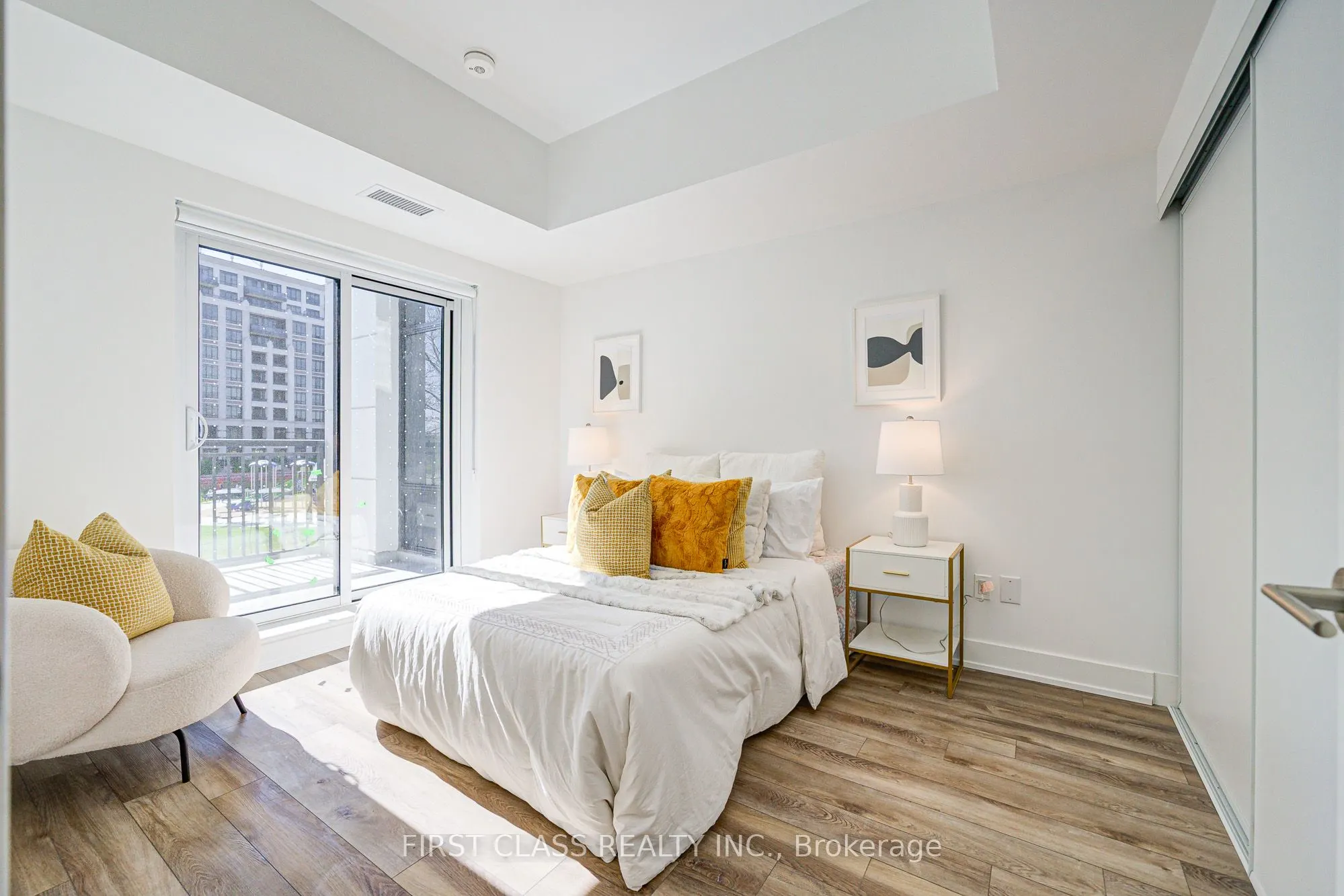 8 Cedarland Drive, #123W