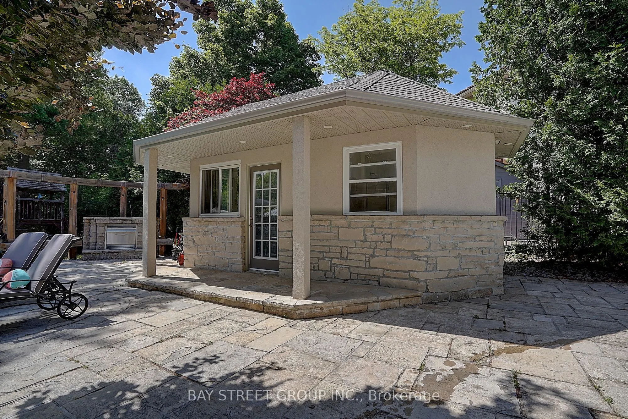 29 Pebblelane Court