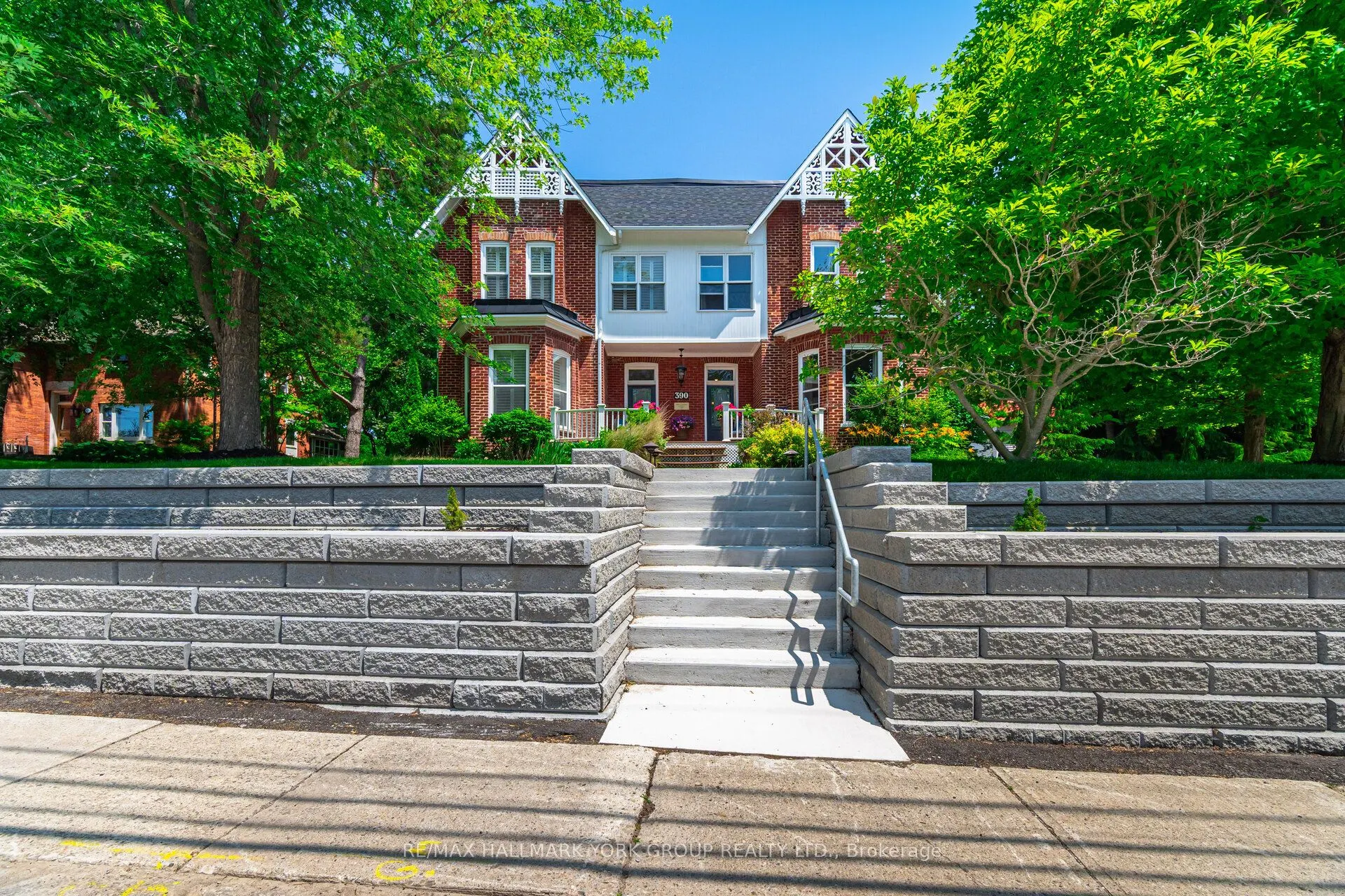 390 Main Street