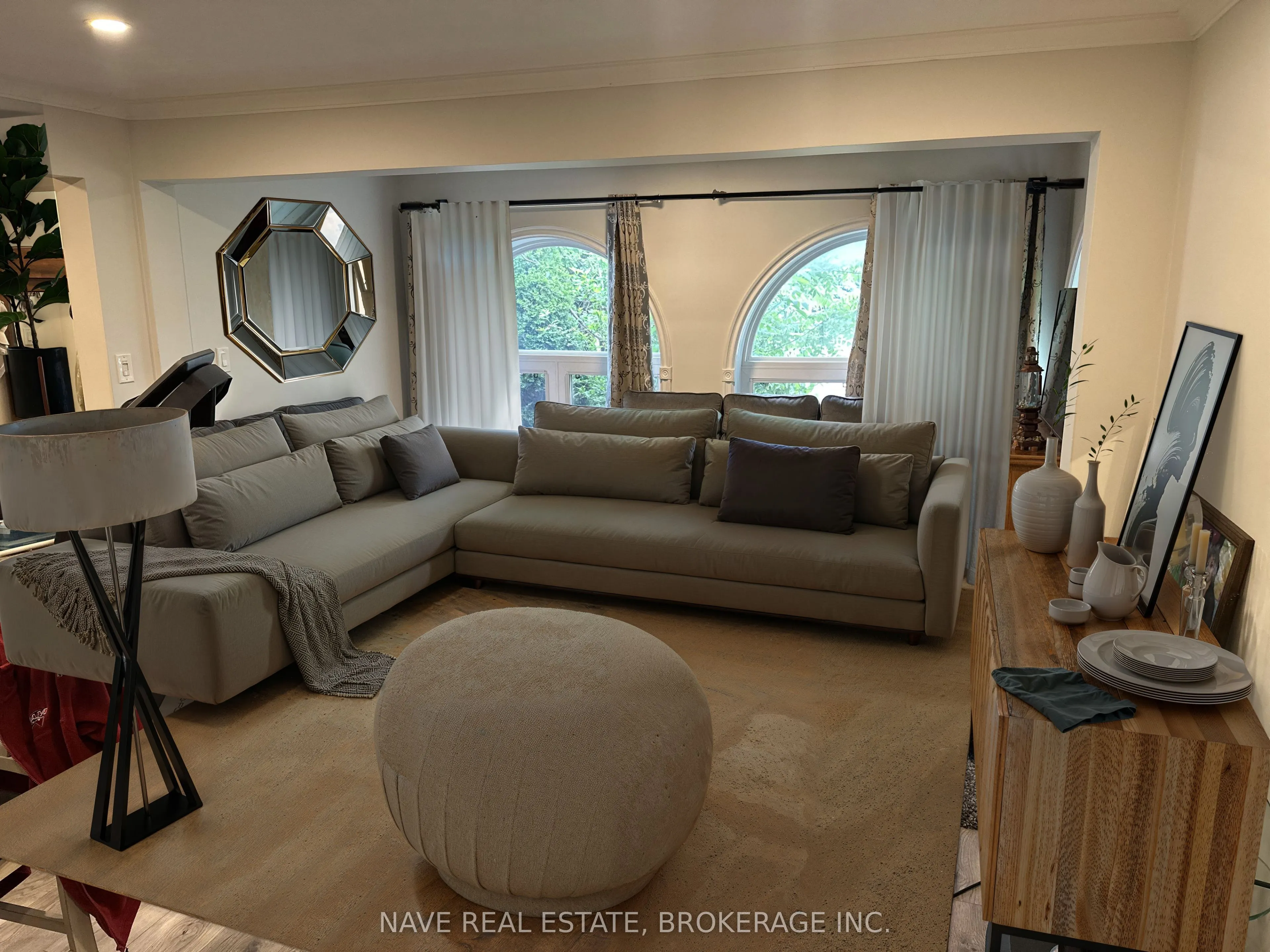 54 Elgin Mills Road W, #Main