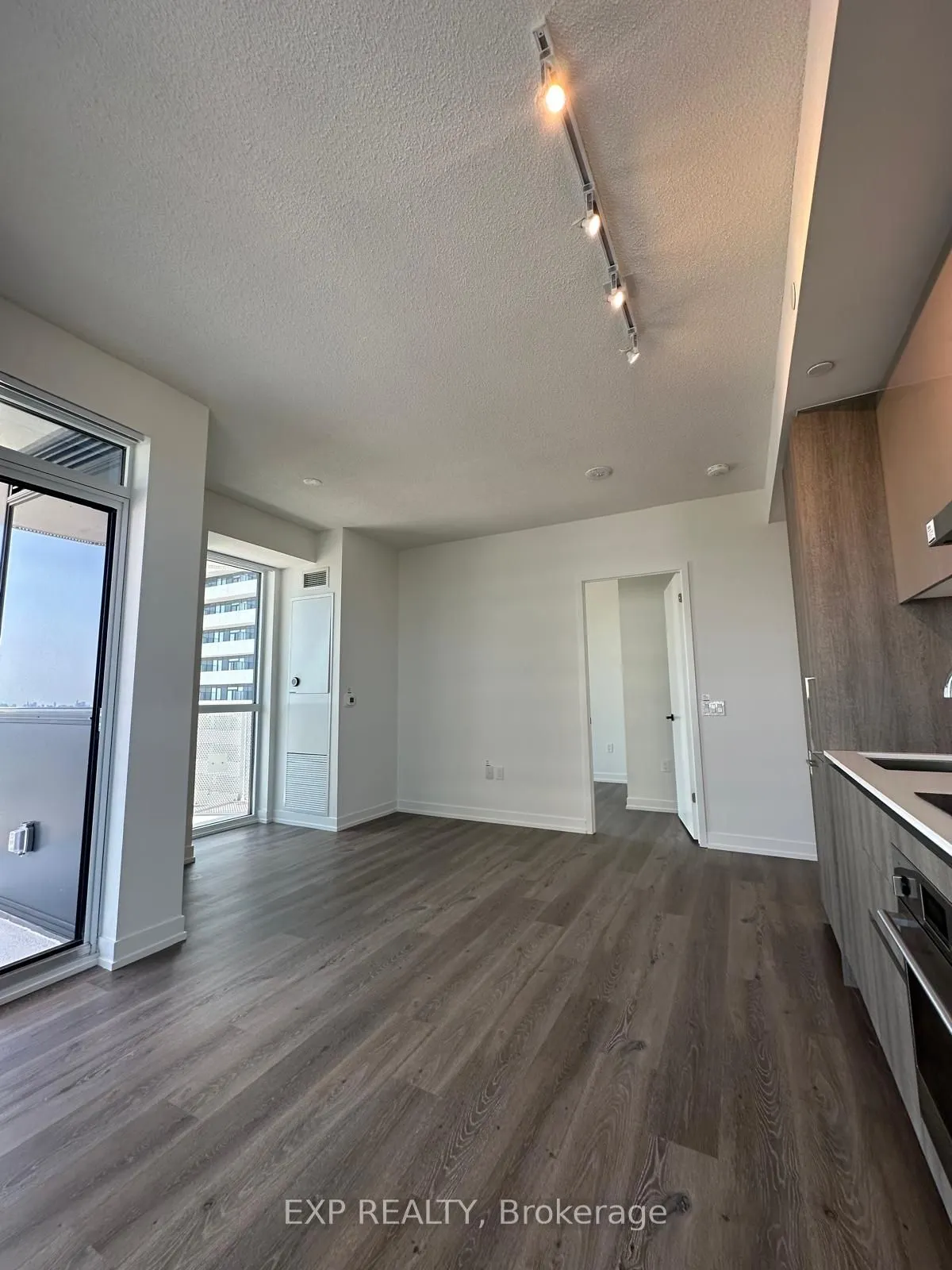 225 Commerce Street, #4502