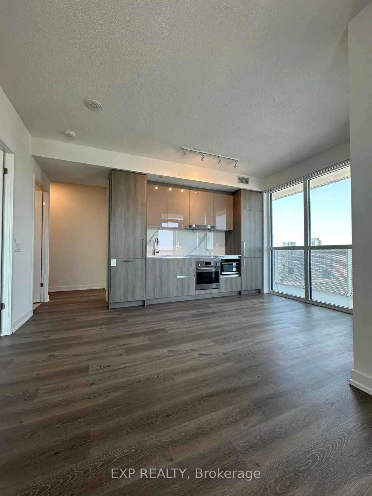 225 Commerce Street, #4502