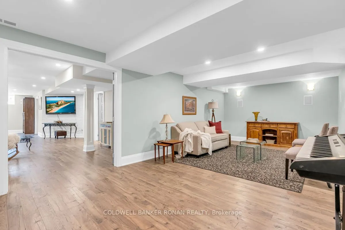 1292 Shoreview Drive
