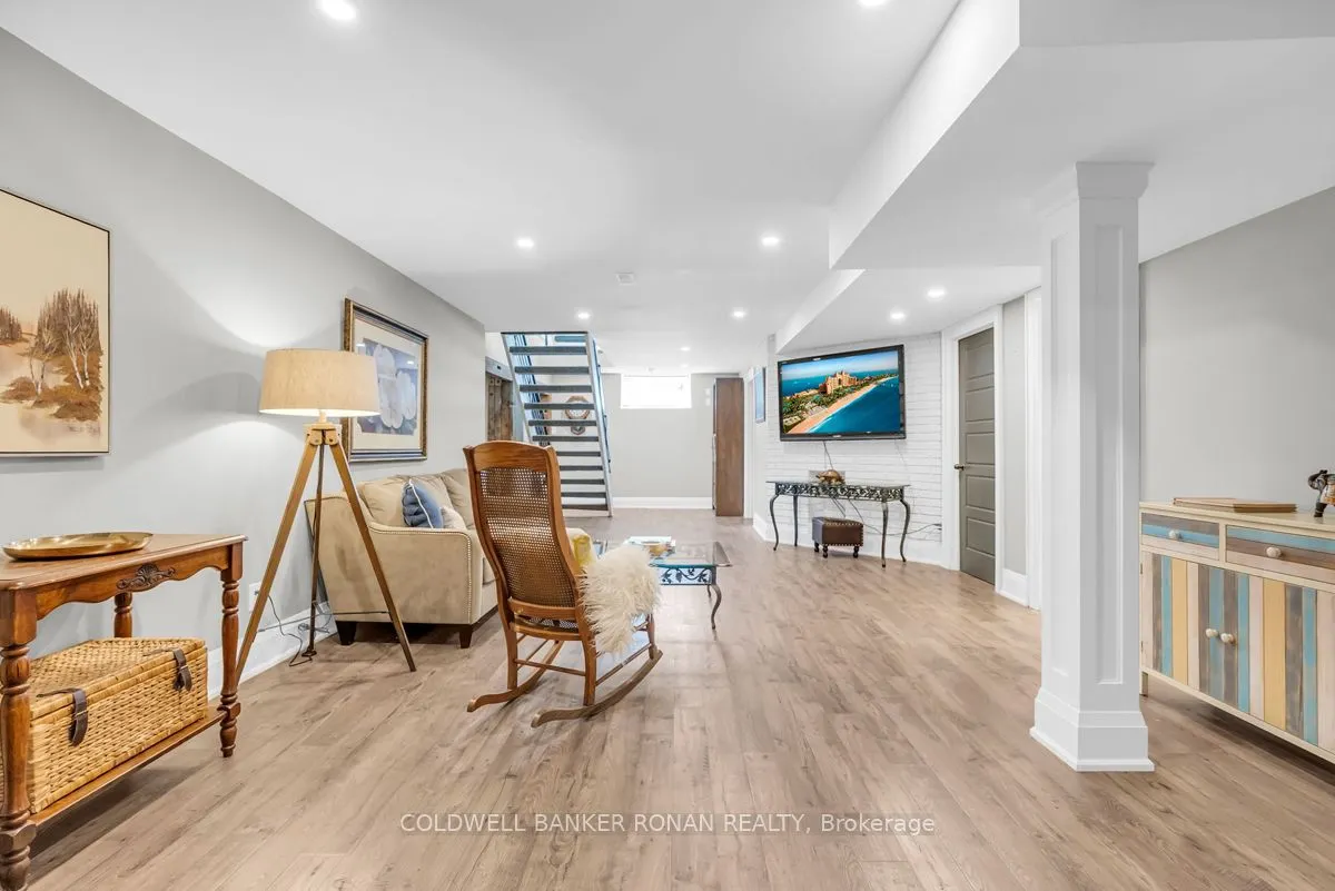 1292 Shoreview Drive