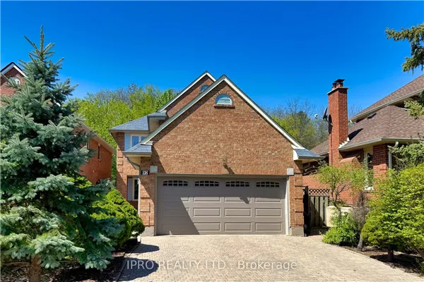 92 Rosebury Lane