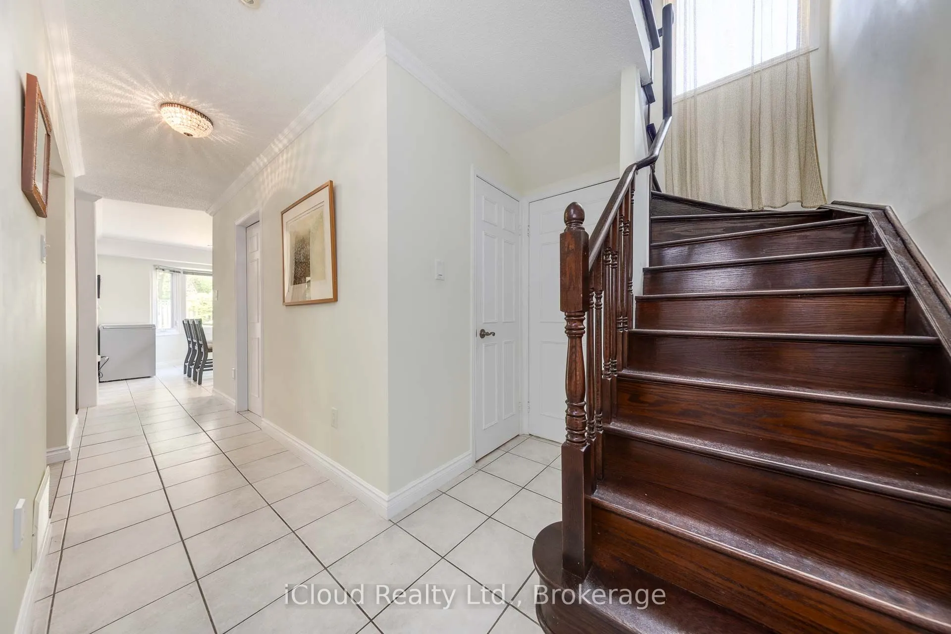 92 Rosebury Lane
