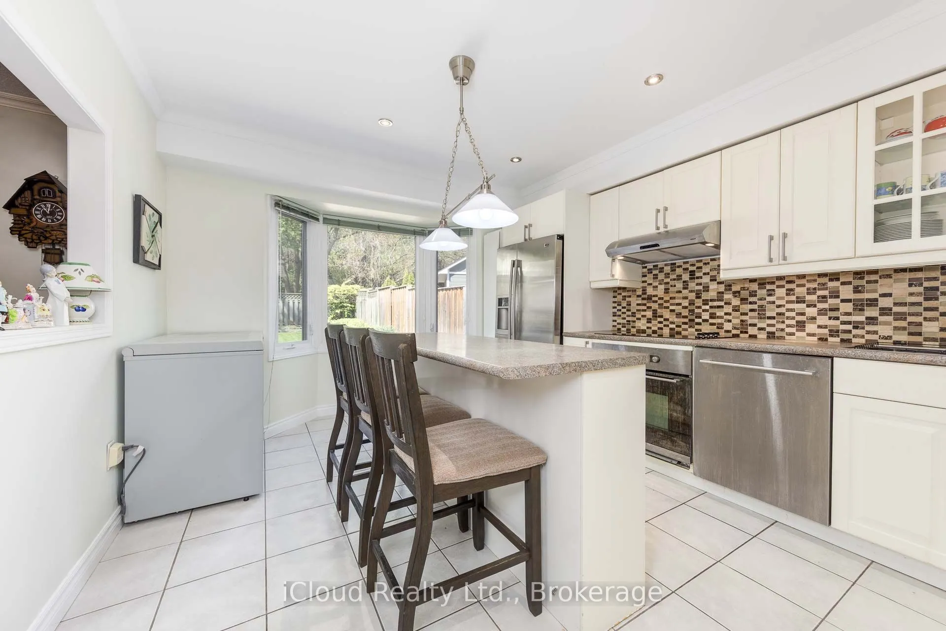 92 Rosebury Lane