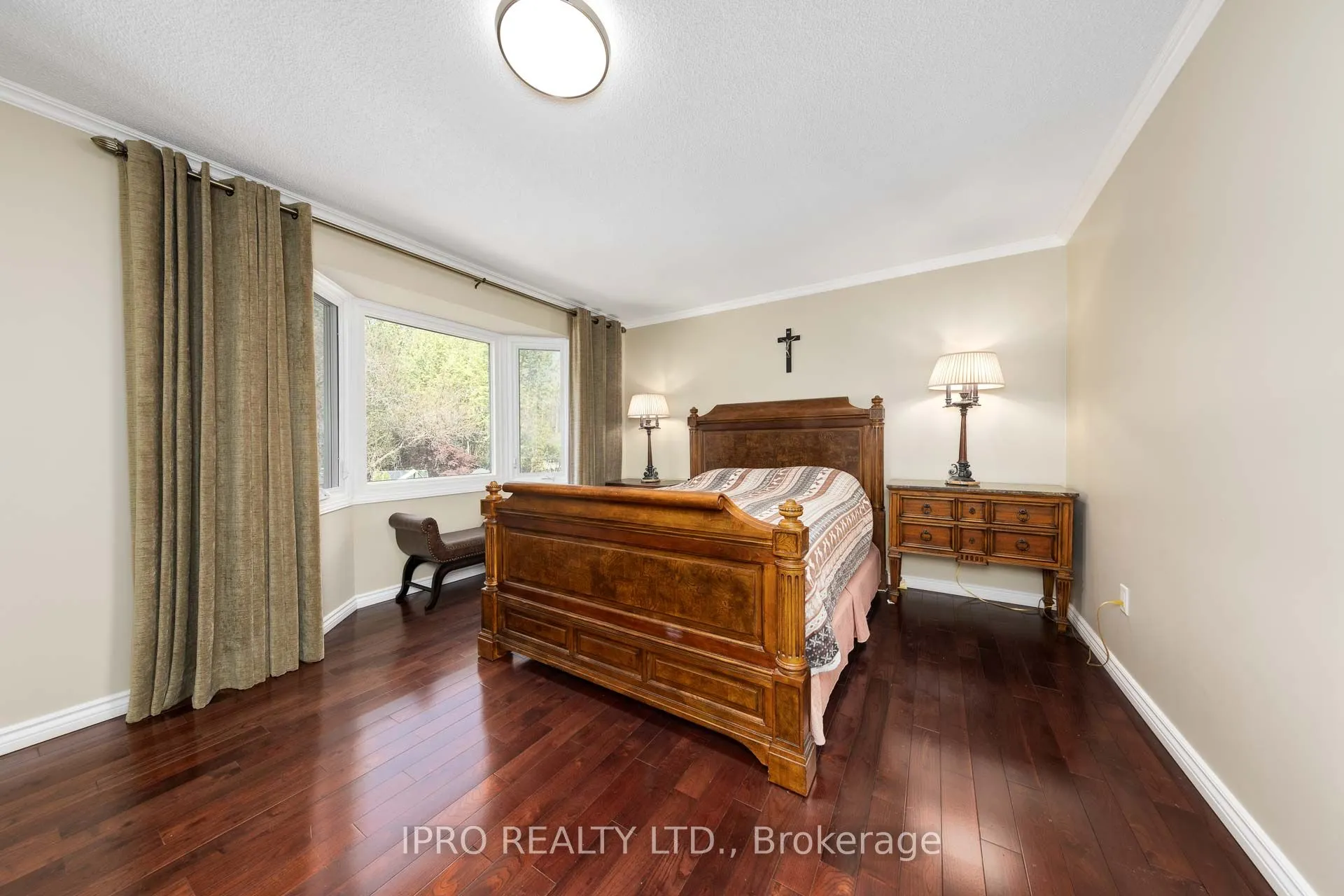 92 Rosebury Lane