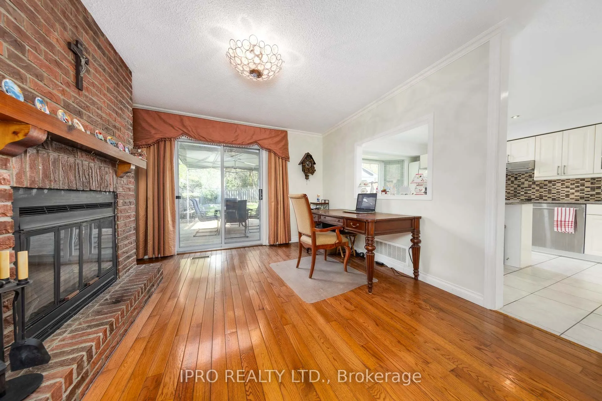 92 Rosebury Lane