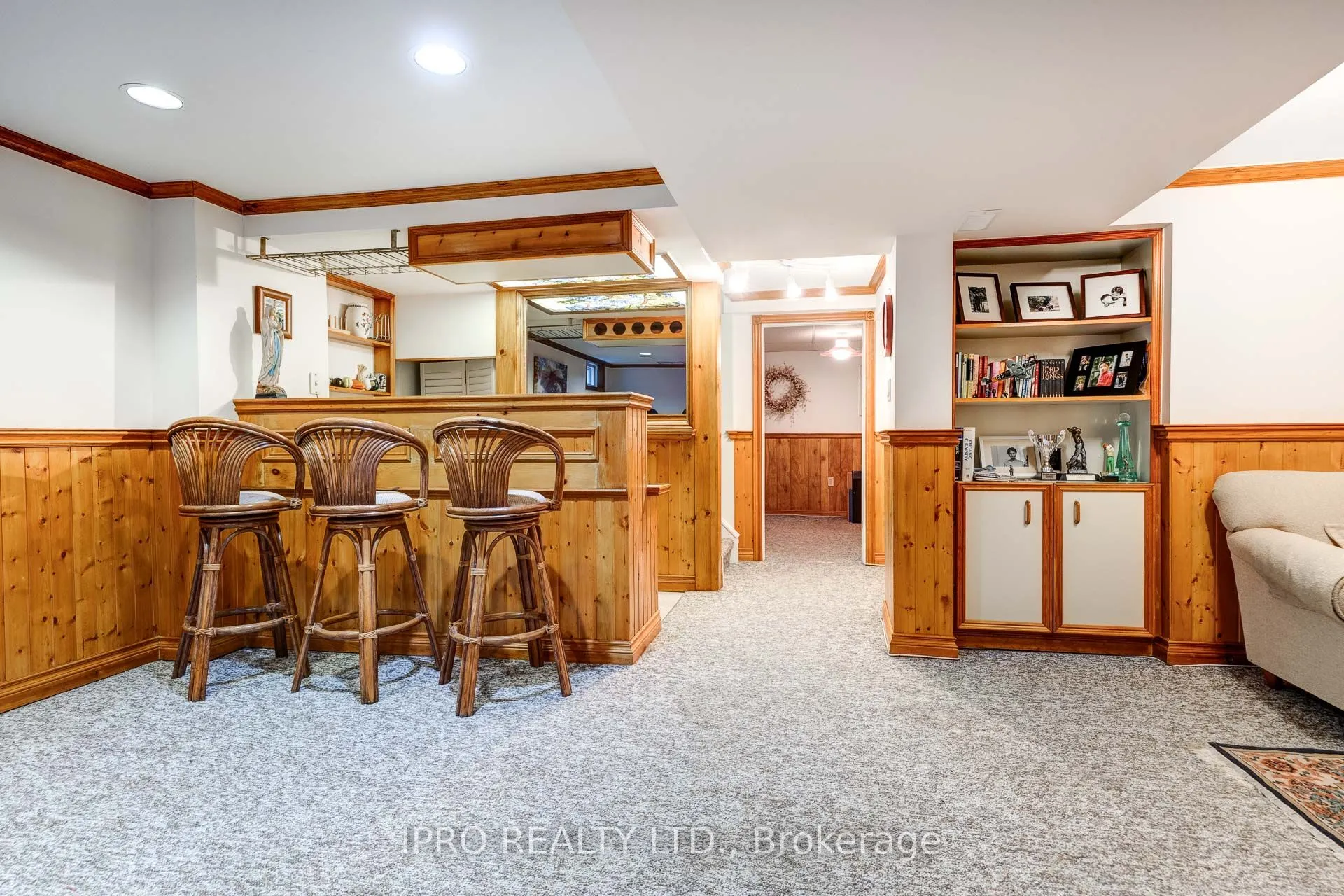 92 Rosebury Lane