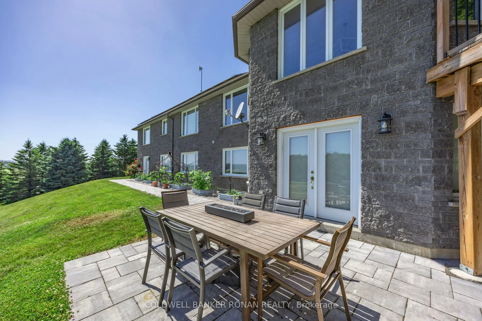 7765 5  Sideroad