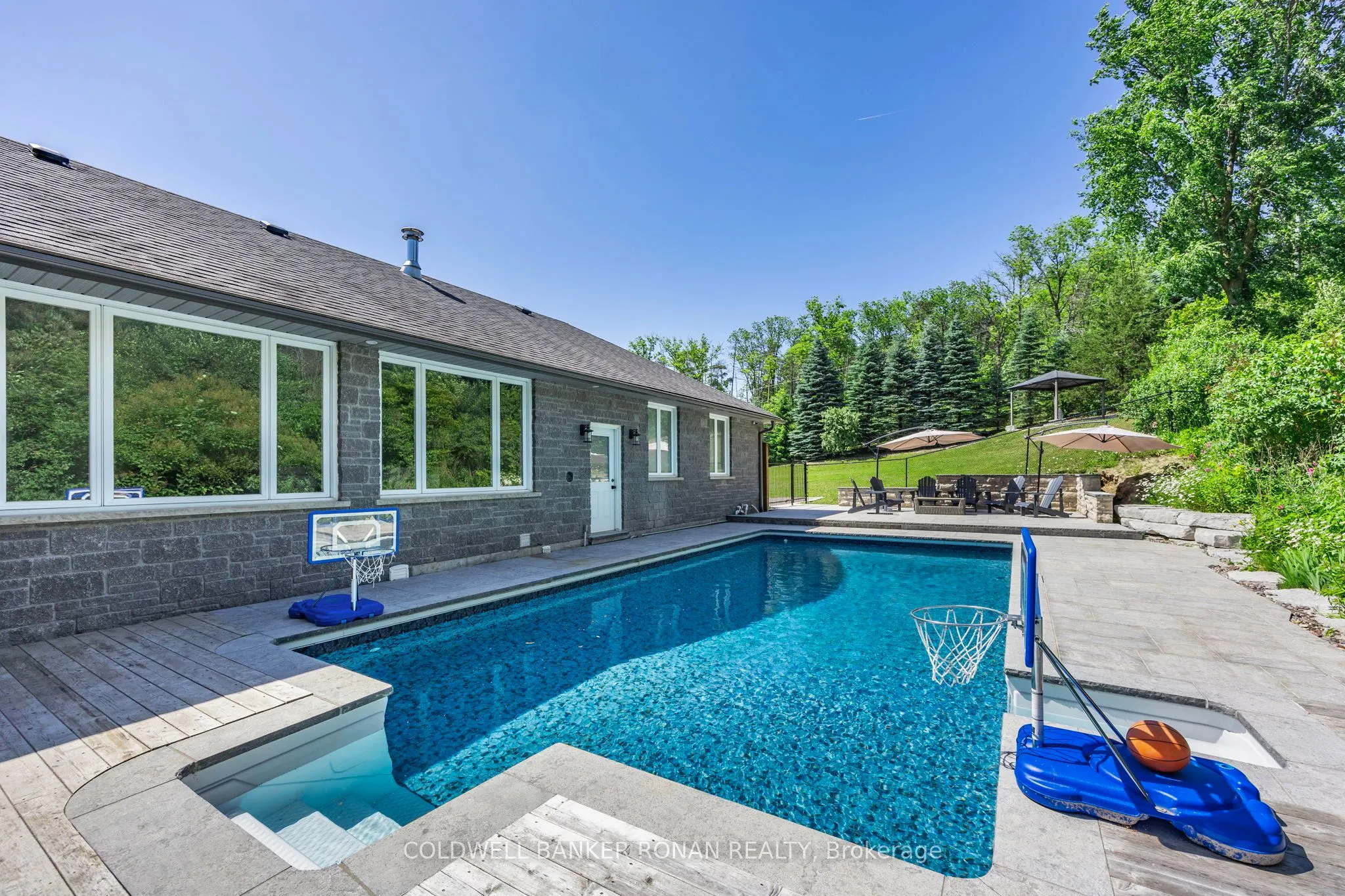 7765 5  Sideroad