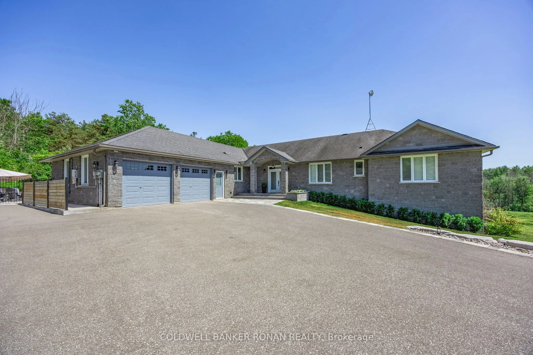 7765 5  Sideroad