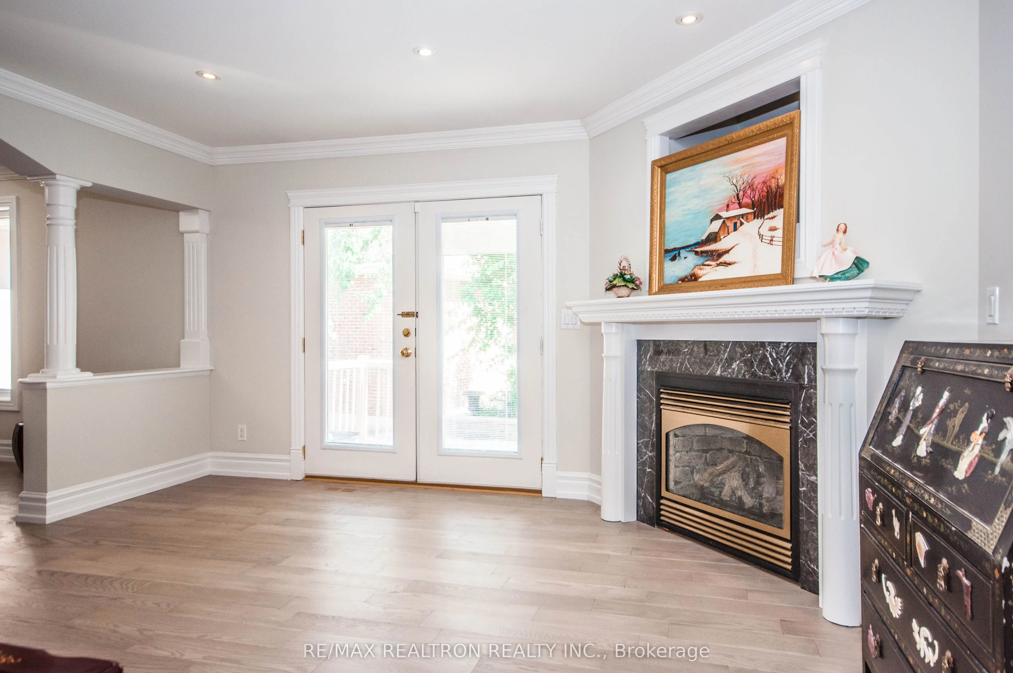 85 Lee Avenue