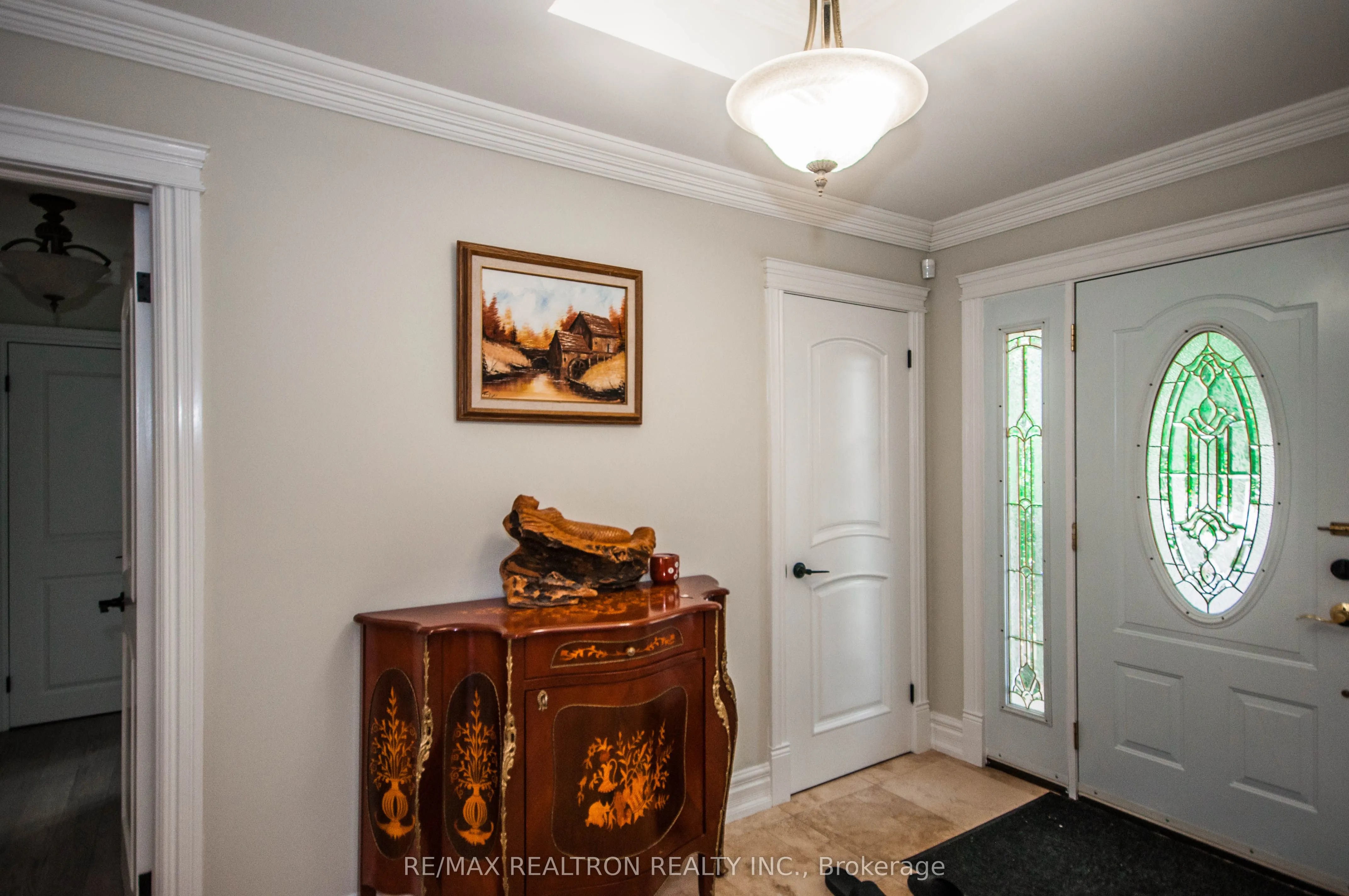 85 Lee Avenue