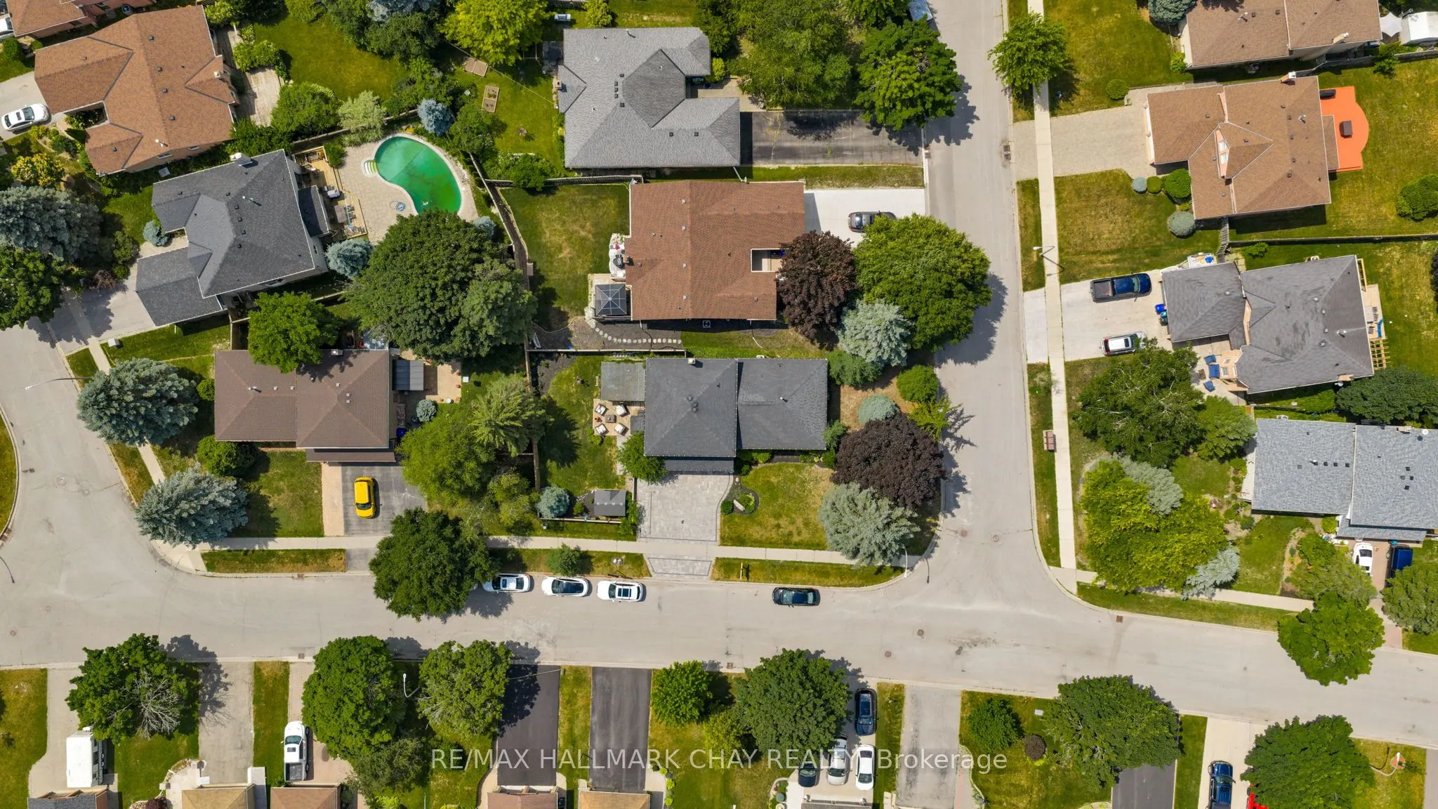 2 Willis Drive