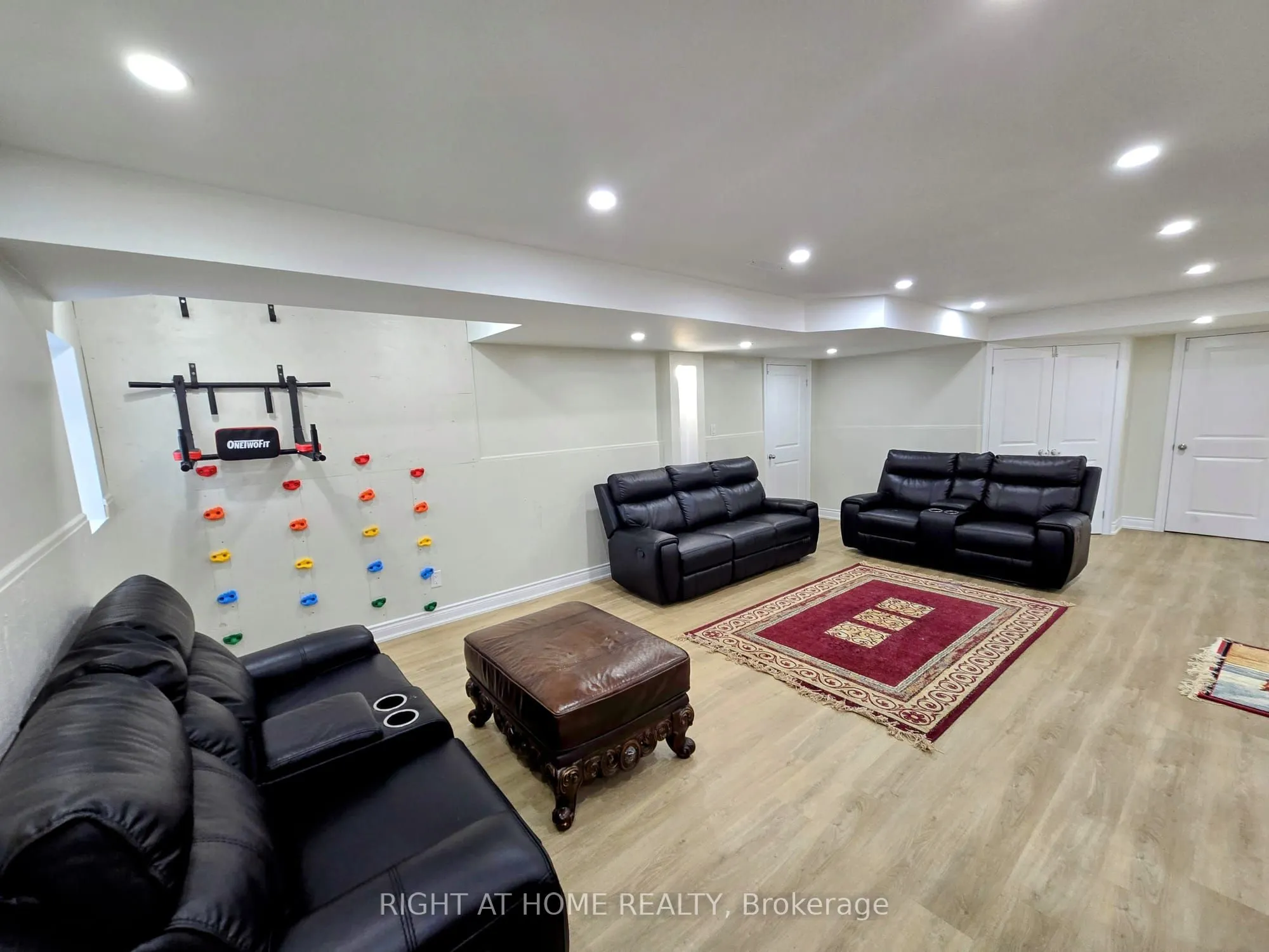 326 Boundary Boulevard, #Lower Level
