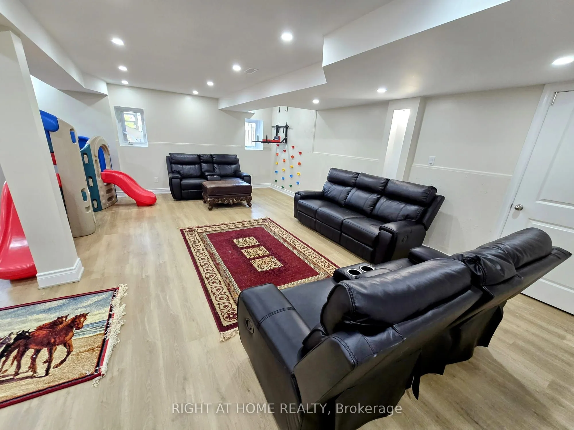 326 Boundary Boulevard, #Lower Level