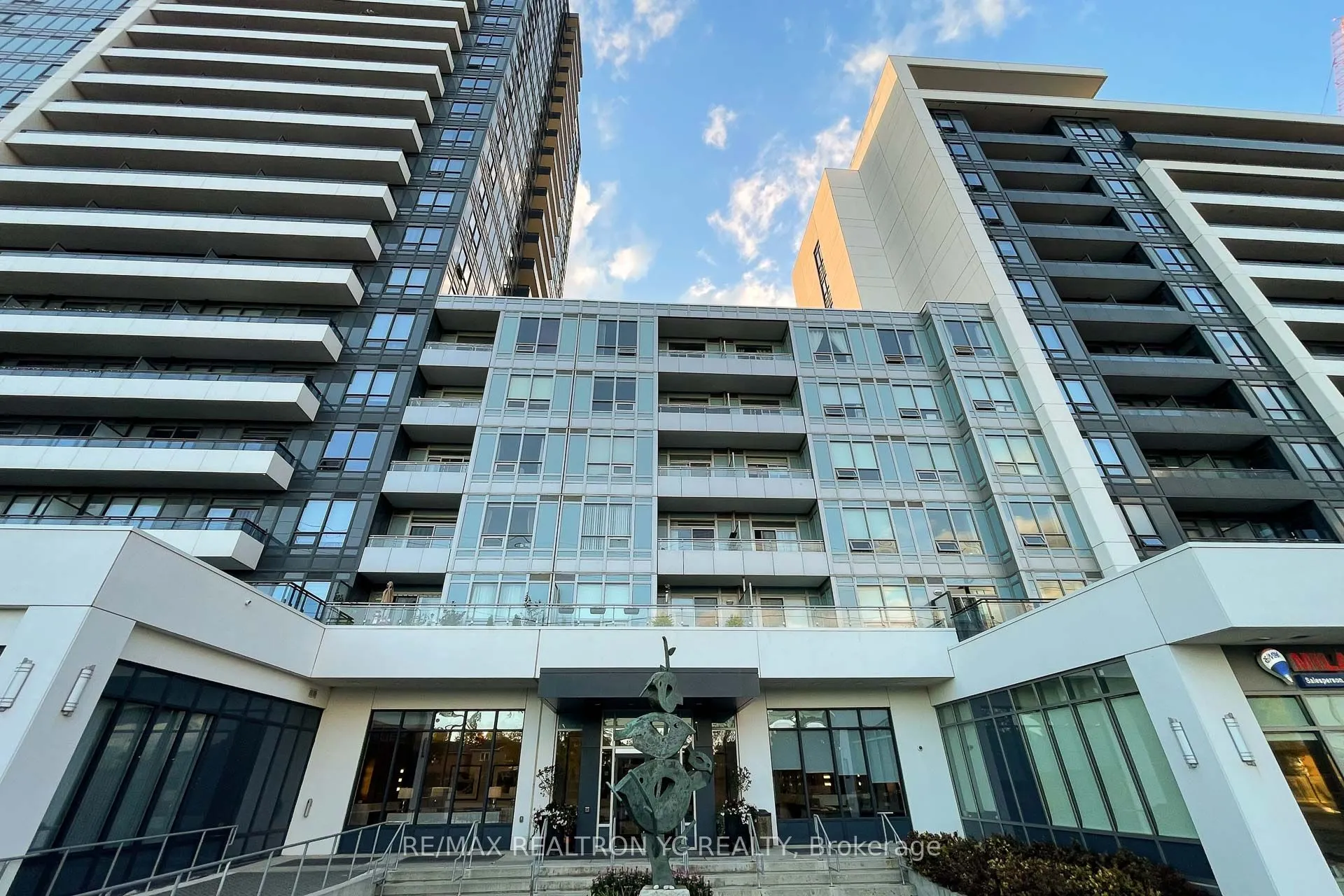 7900 Bathurst Street, #528