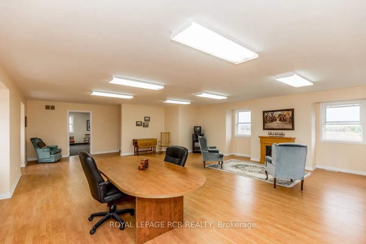 2100 Davis Drive W