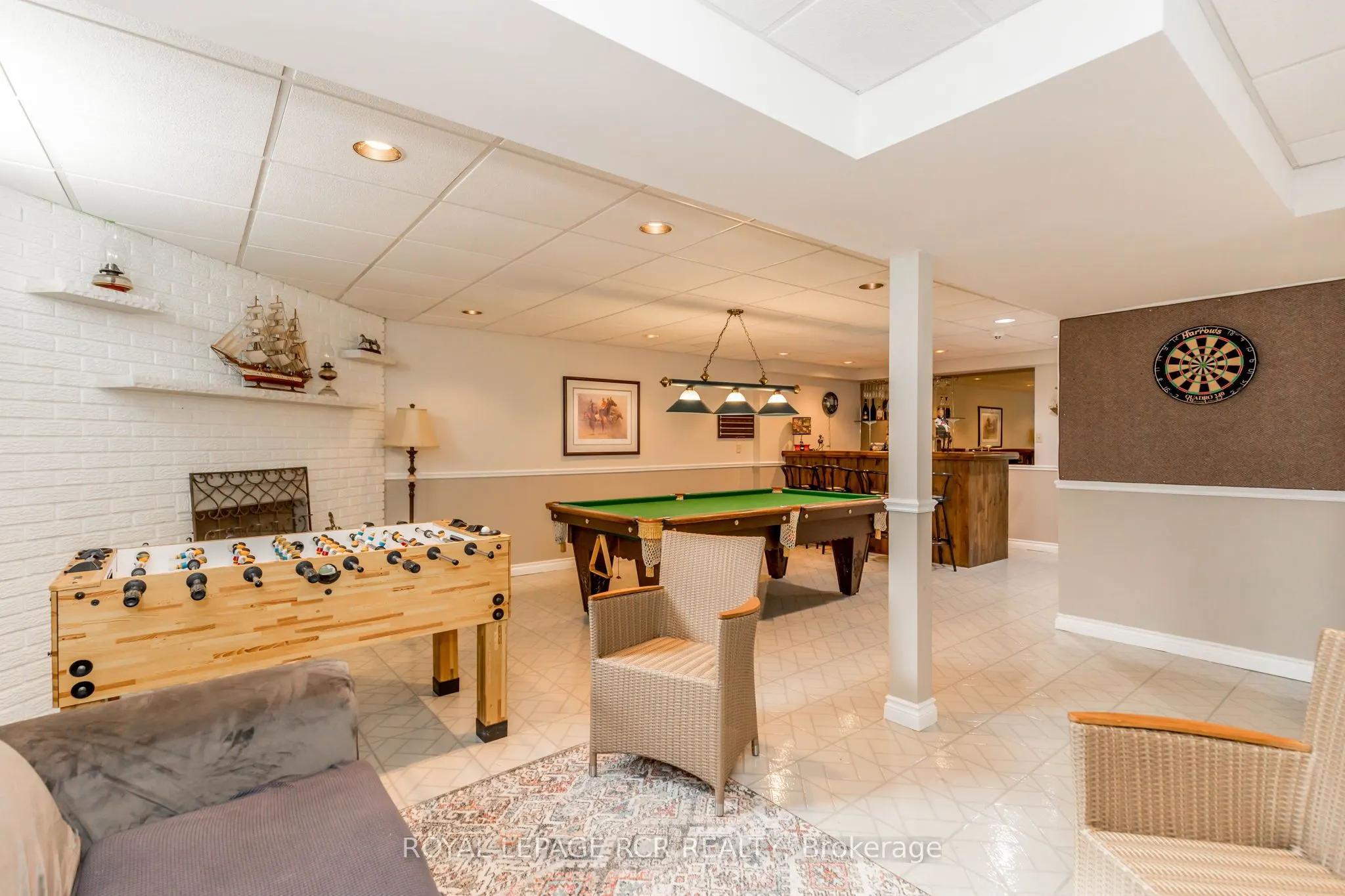2100 Davis Drive W