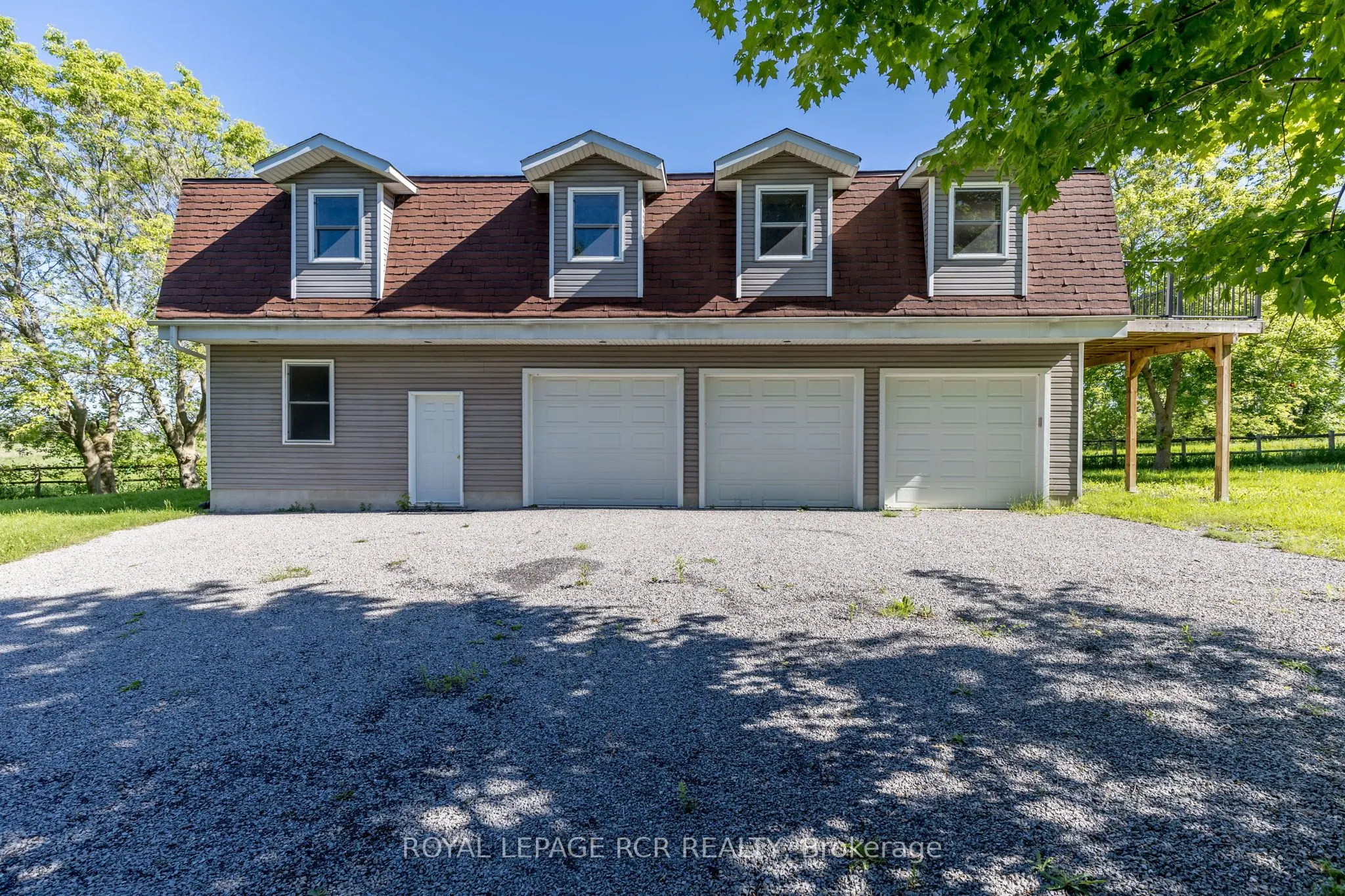 2100 Davis Drive W