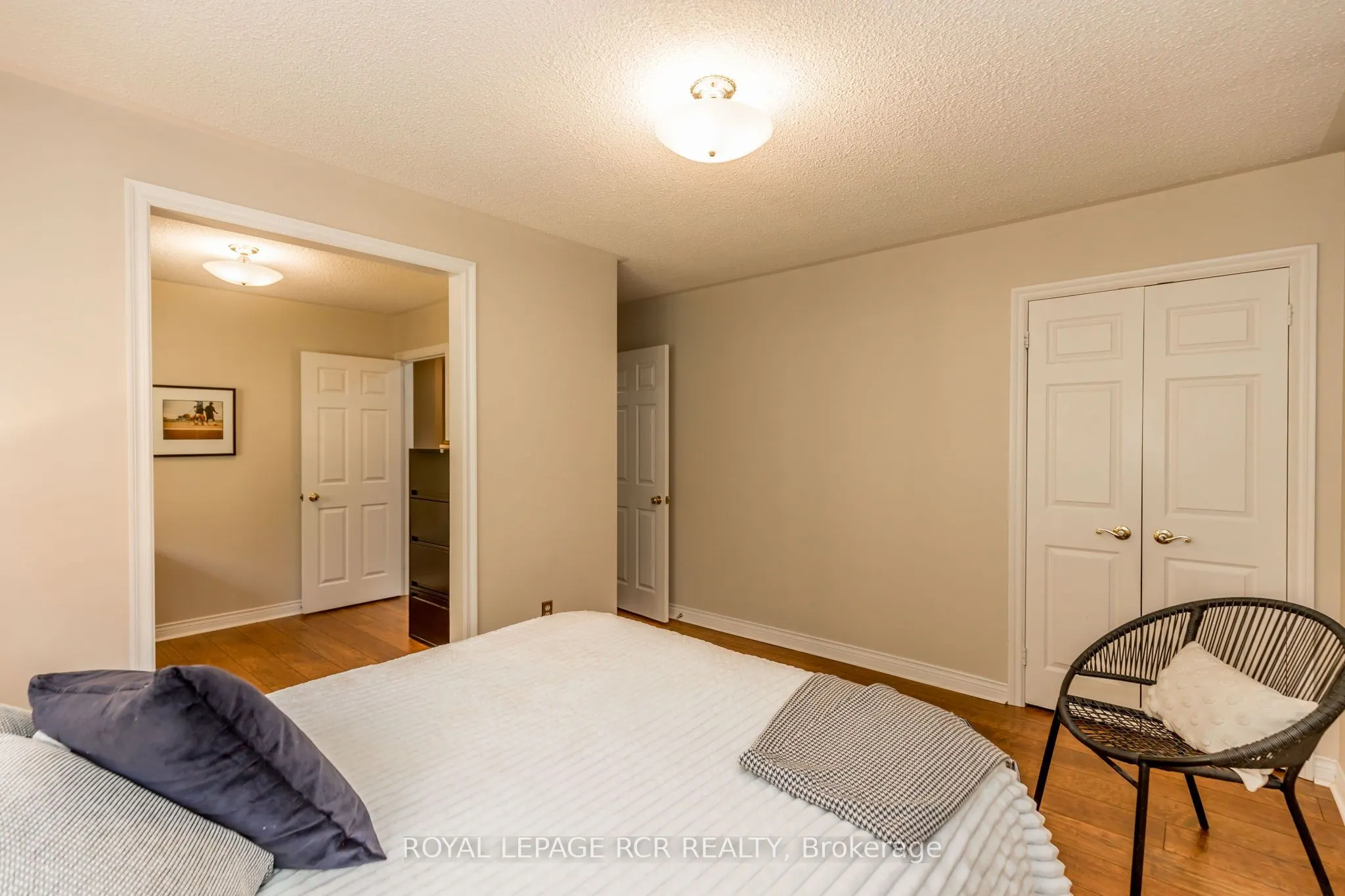 2100 Davis Drive W