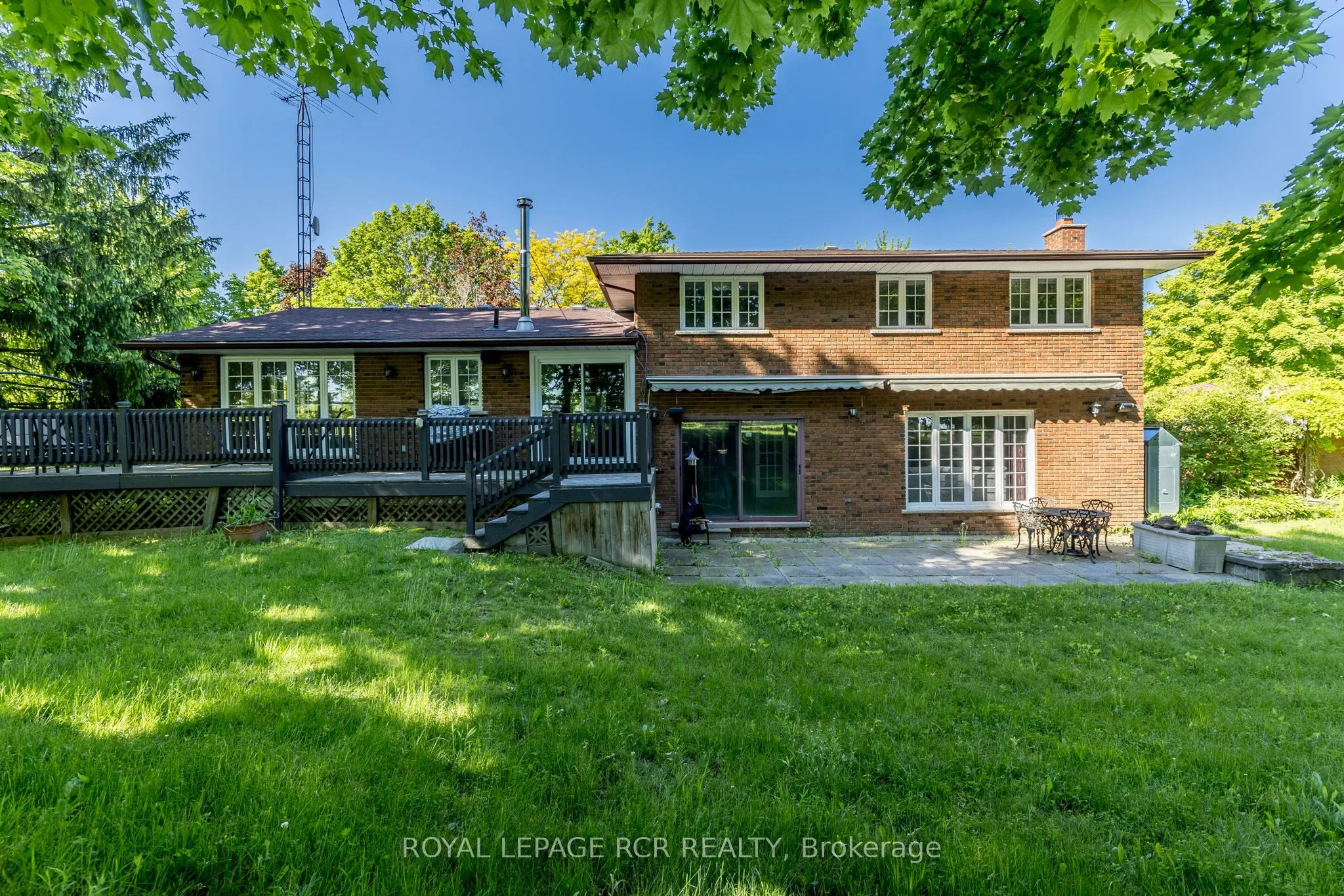 2100 Davis Drive W