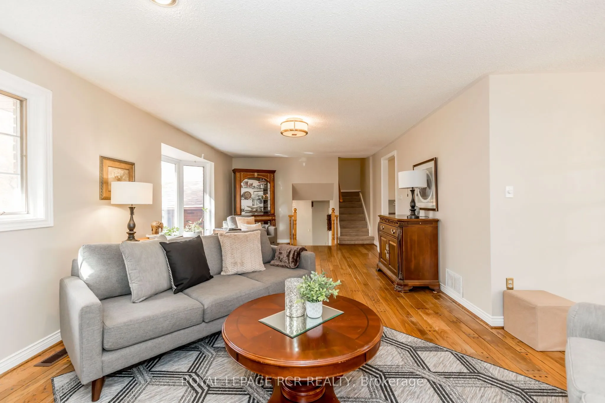 2100 Davis Drive W