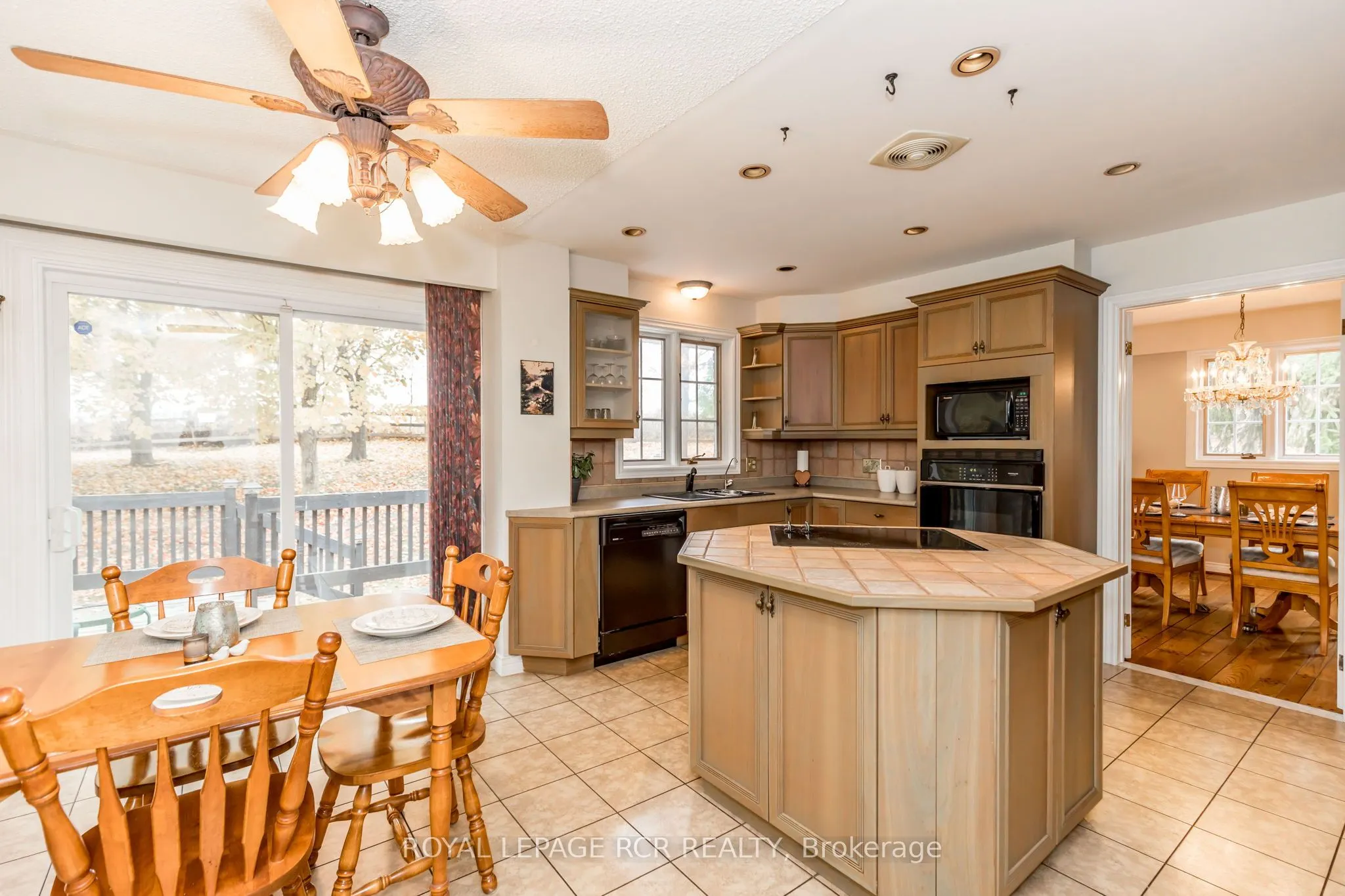 2100 Davis Drive W
