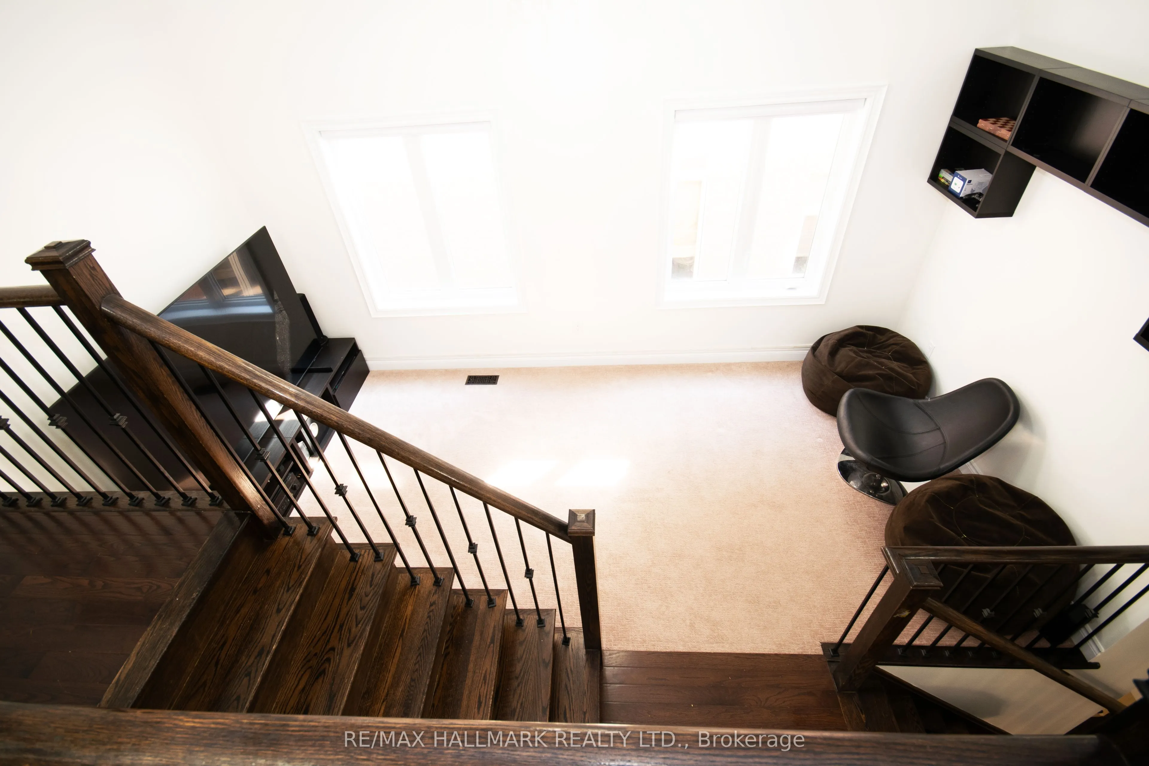 128 Wolf Creek Crescent