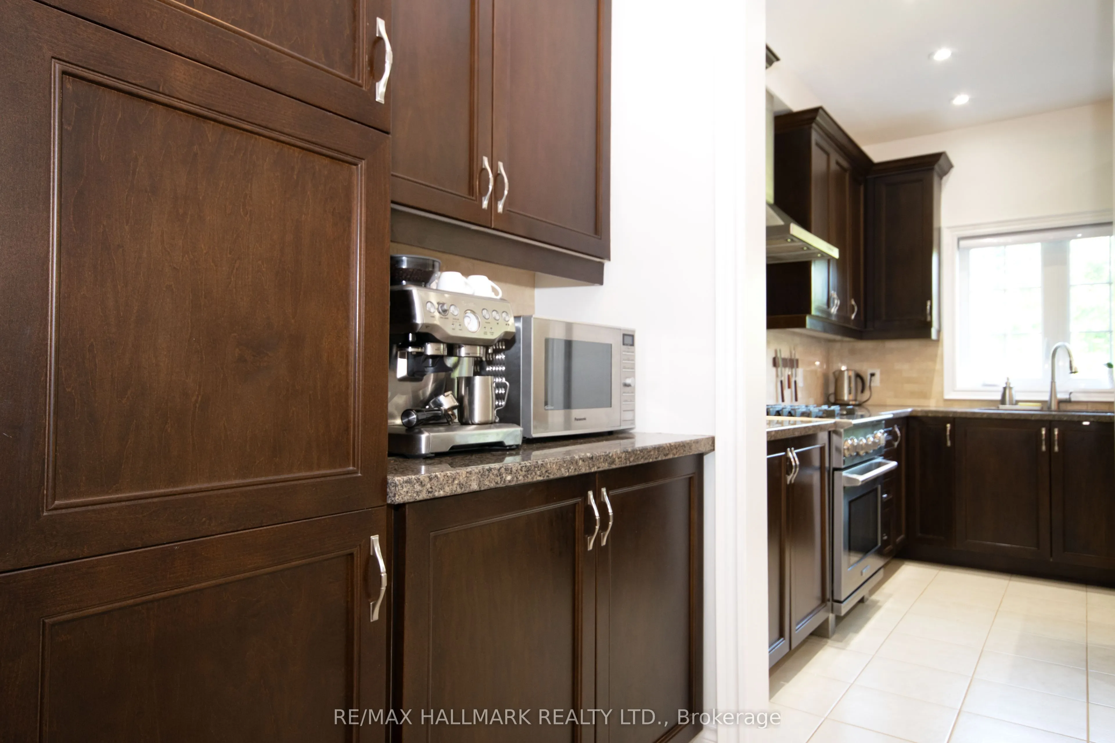 128 Wolf Creek Crescent